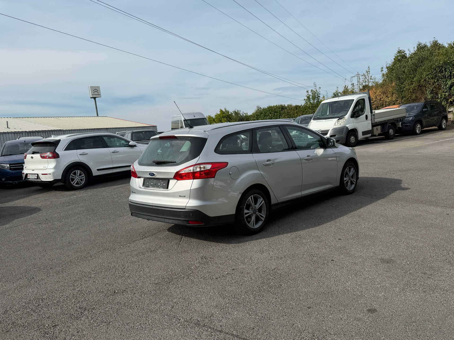 FORD Focus 1.0 SCTi Titanium-image-4