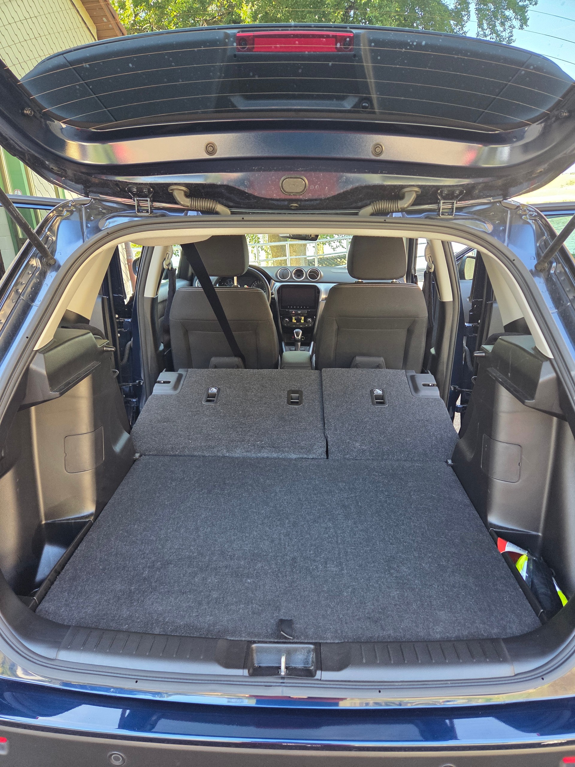 SUZUKI 1.5B Compact+ Hybrid 4x4-image-8