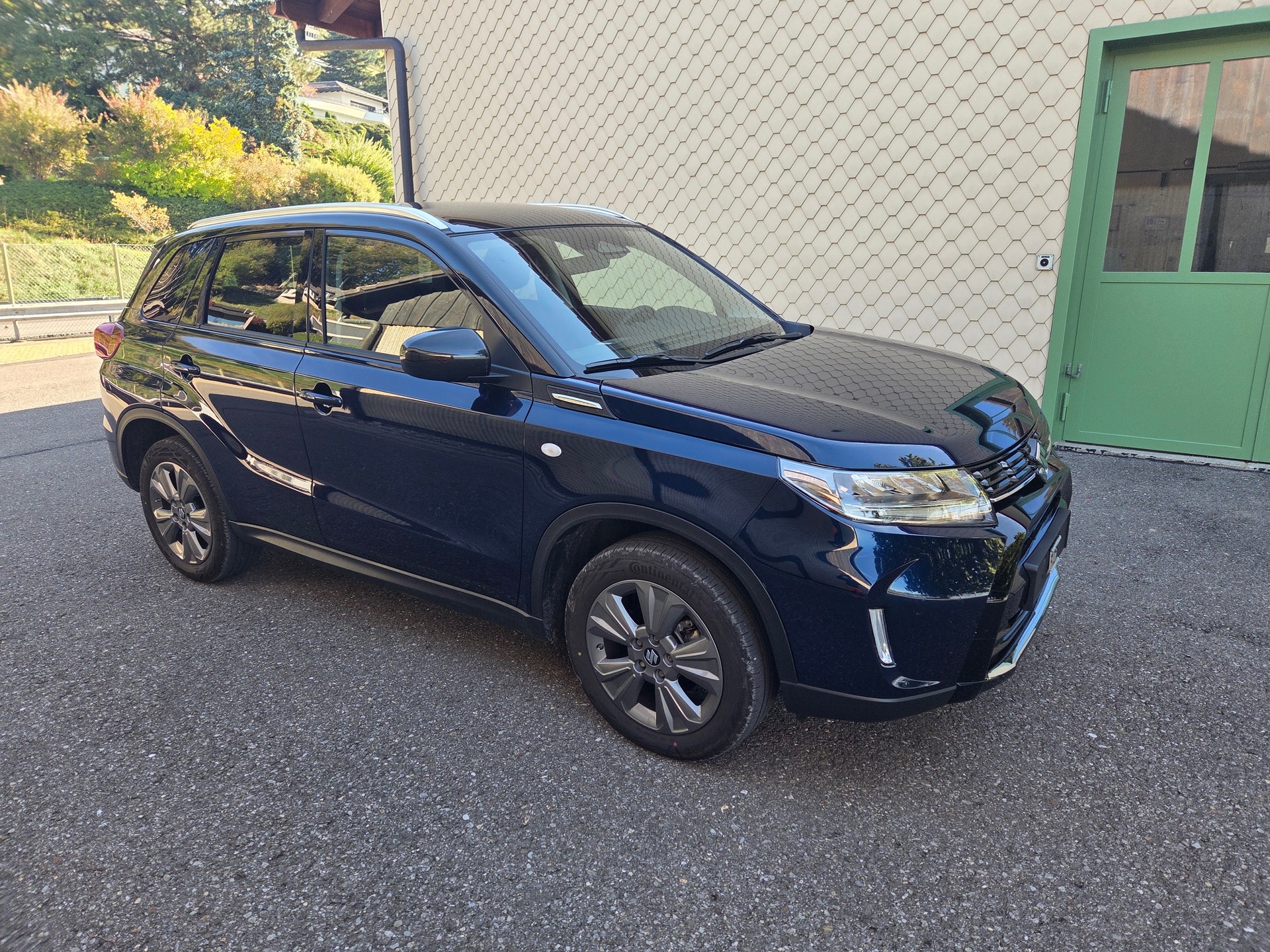 SUZUKI 1.5B Compact+ Hybrid 4x4-image-2