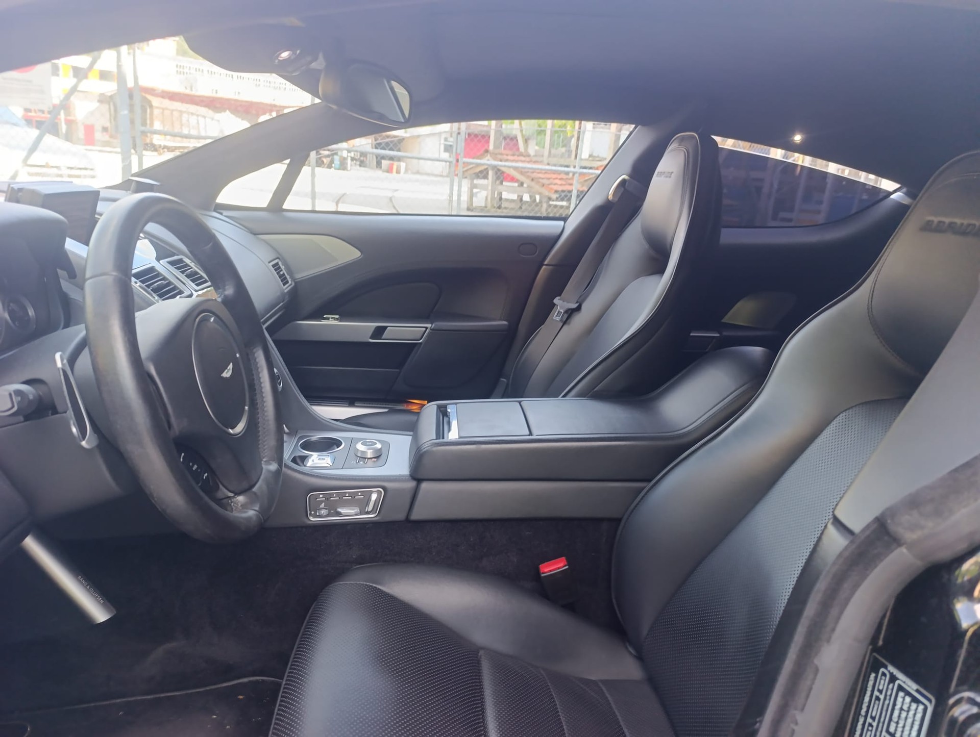ASTON MARTIN Rapide 5.9 V12 Touchtronic 2-image-4