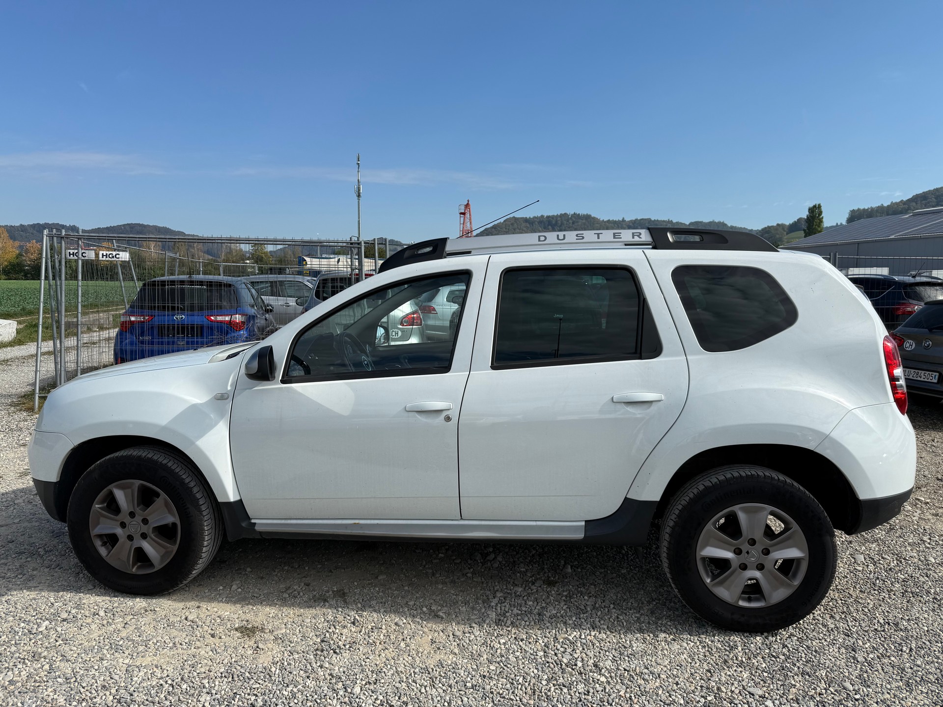 DACIA Duster 1.5 dCi Lauréate 4x4-image-3