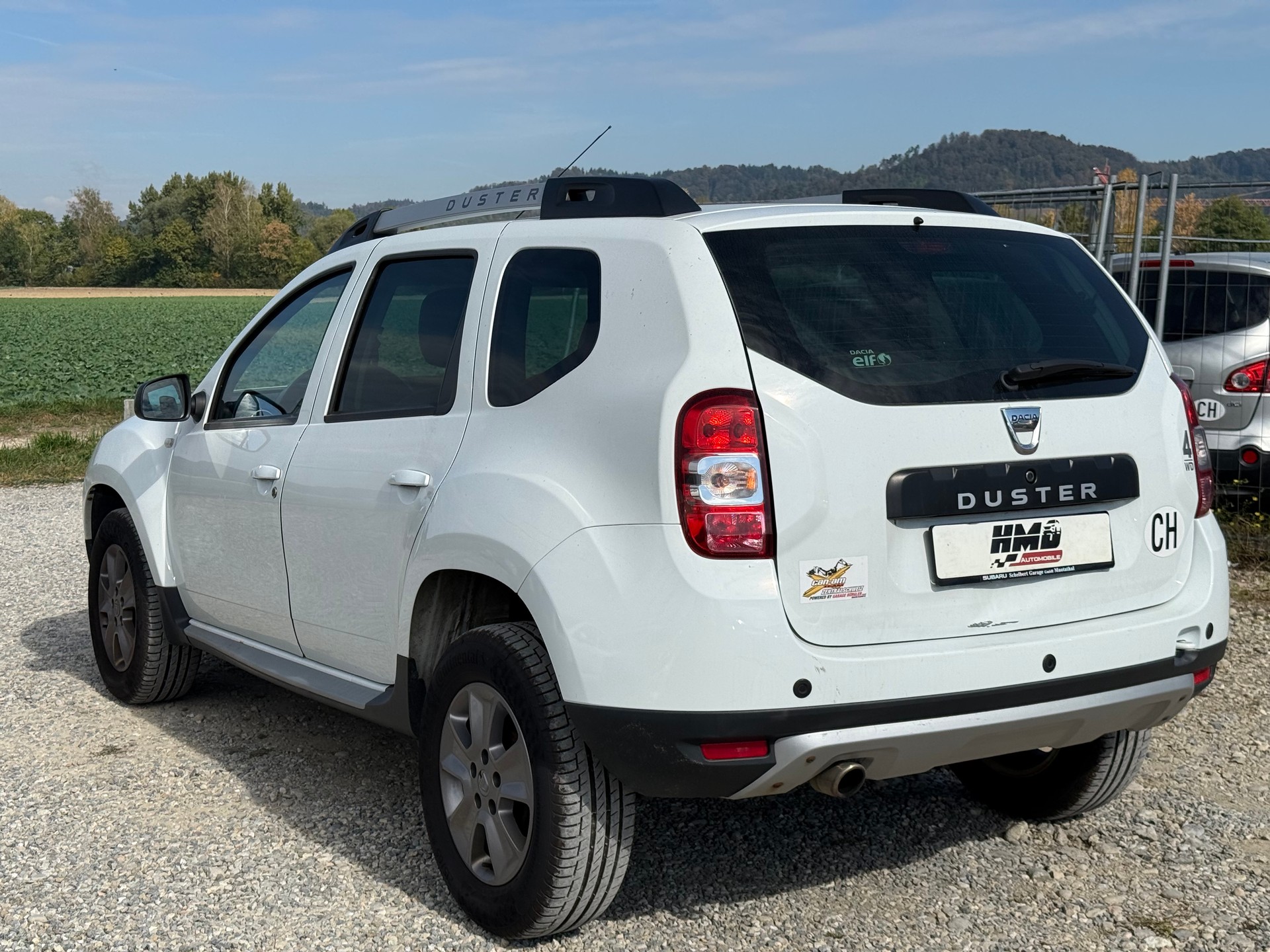 DACIA Duster 1.5 dCi Lauréate 4x4-image-4