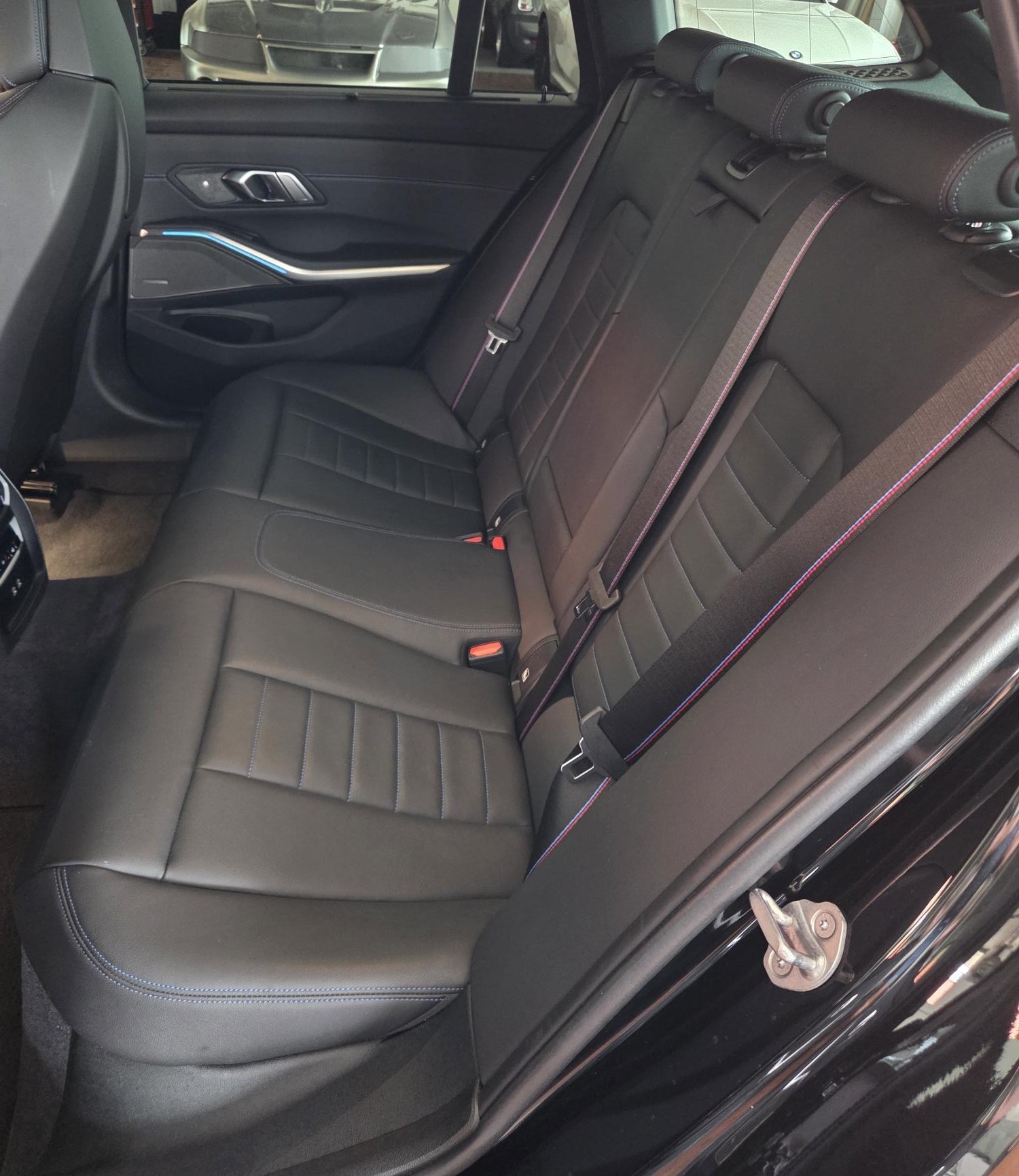 BMW 340d xDrive-image-7