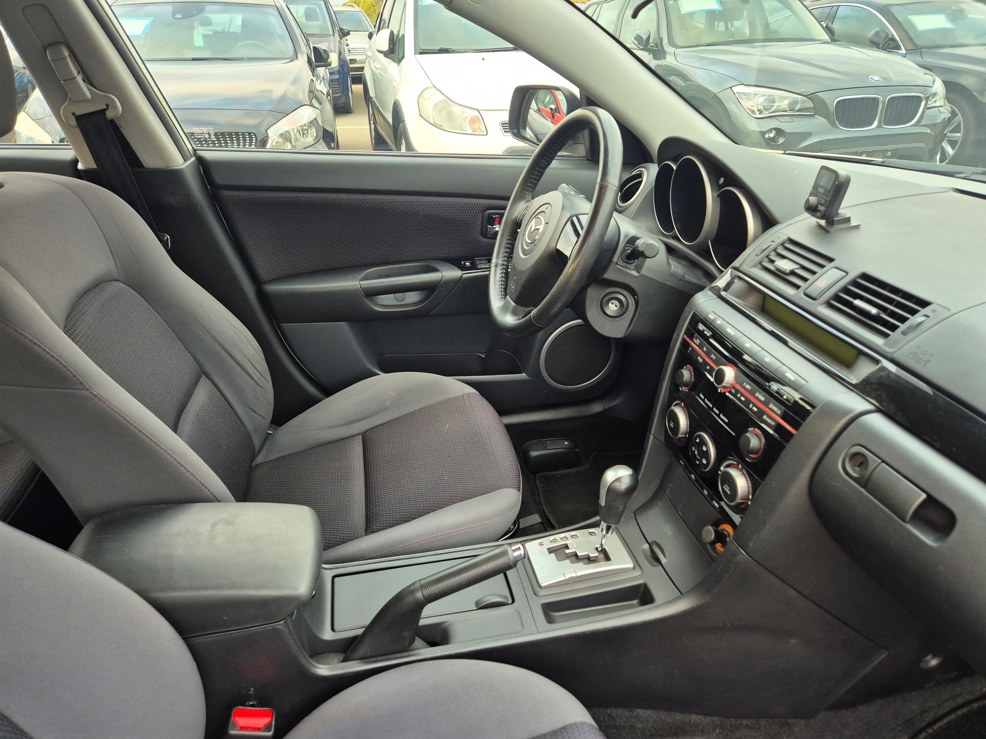 MAZDA 3 1.6 16V Confort-image-3