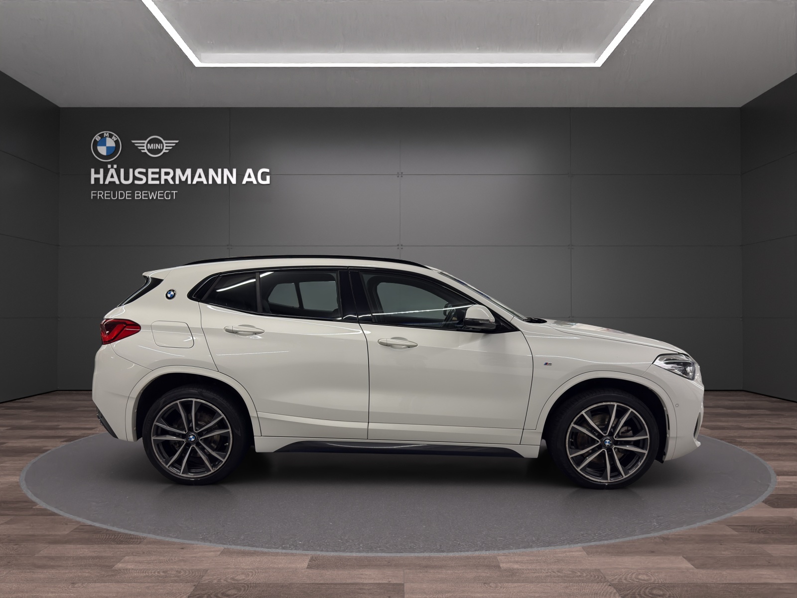 BMW X2 25d xDrive M SPORT-showroom-element-3