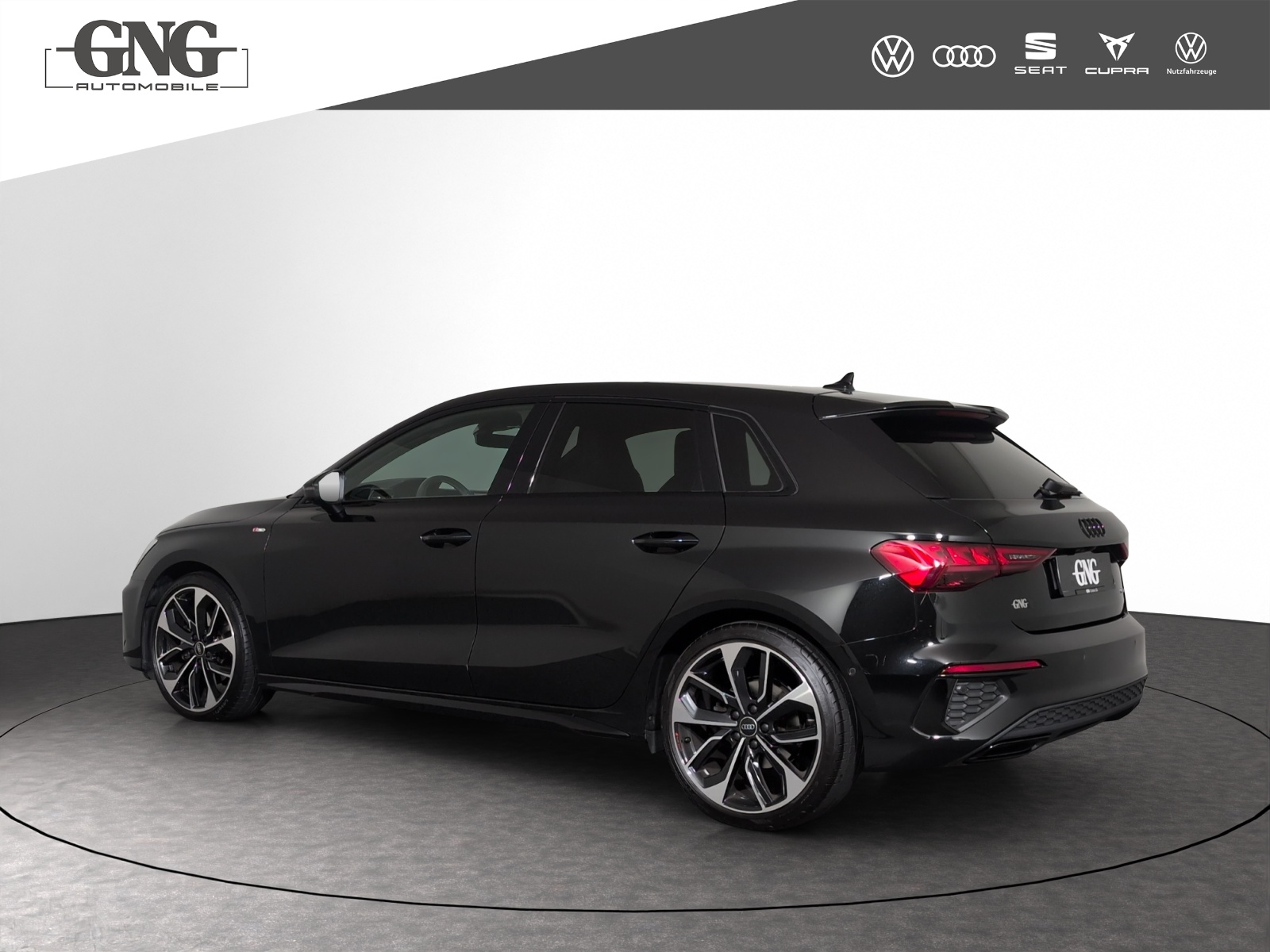 AUDI A3 Sportback 40 TFSI S line quattro S-tronic-image-1