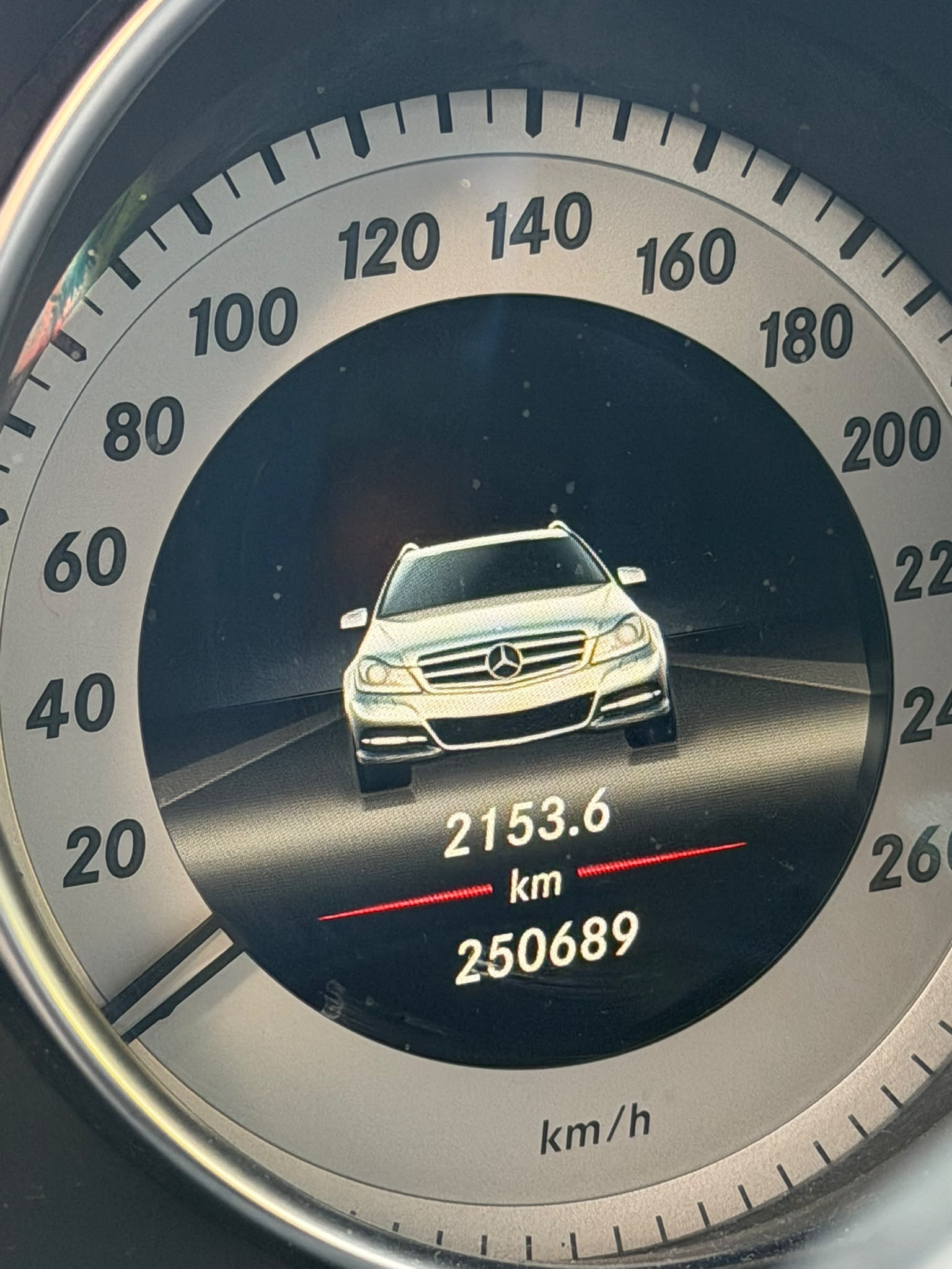 MERCEDES-BENZ C 250 CDI 4m-image-4