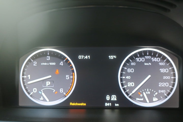 LAND ROVER Range Rover 4.4 TDV8 HSE Automatic-image-9