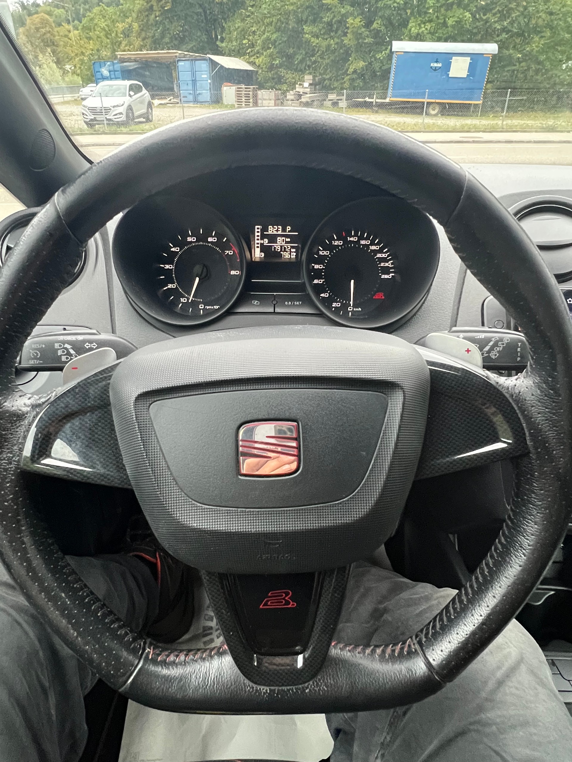 SEAT Ibiza SC 1.4 TSI Cupra DSG-image-12