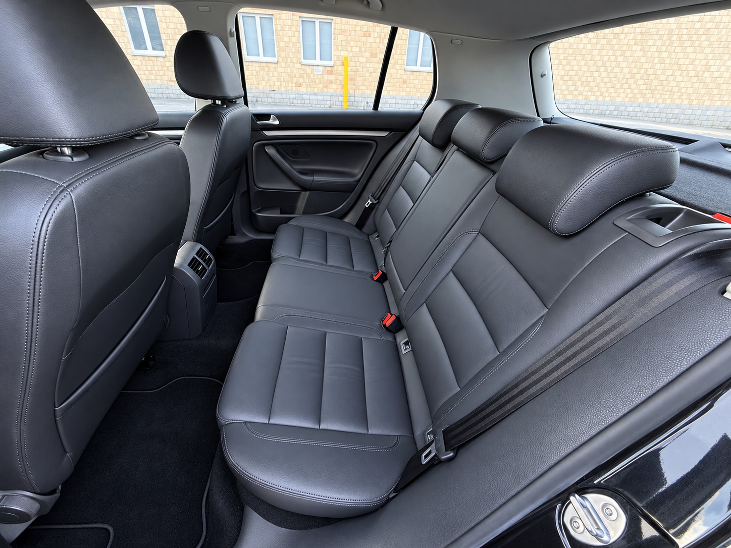 VW Golf 2.0 FSI Sportline Automat-image-20