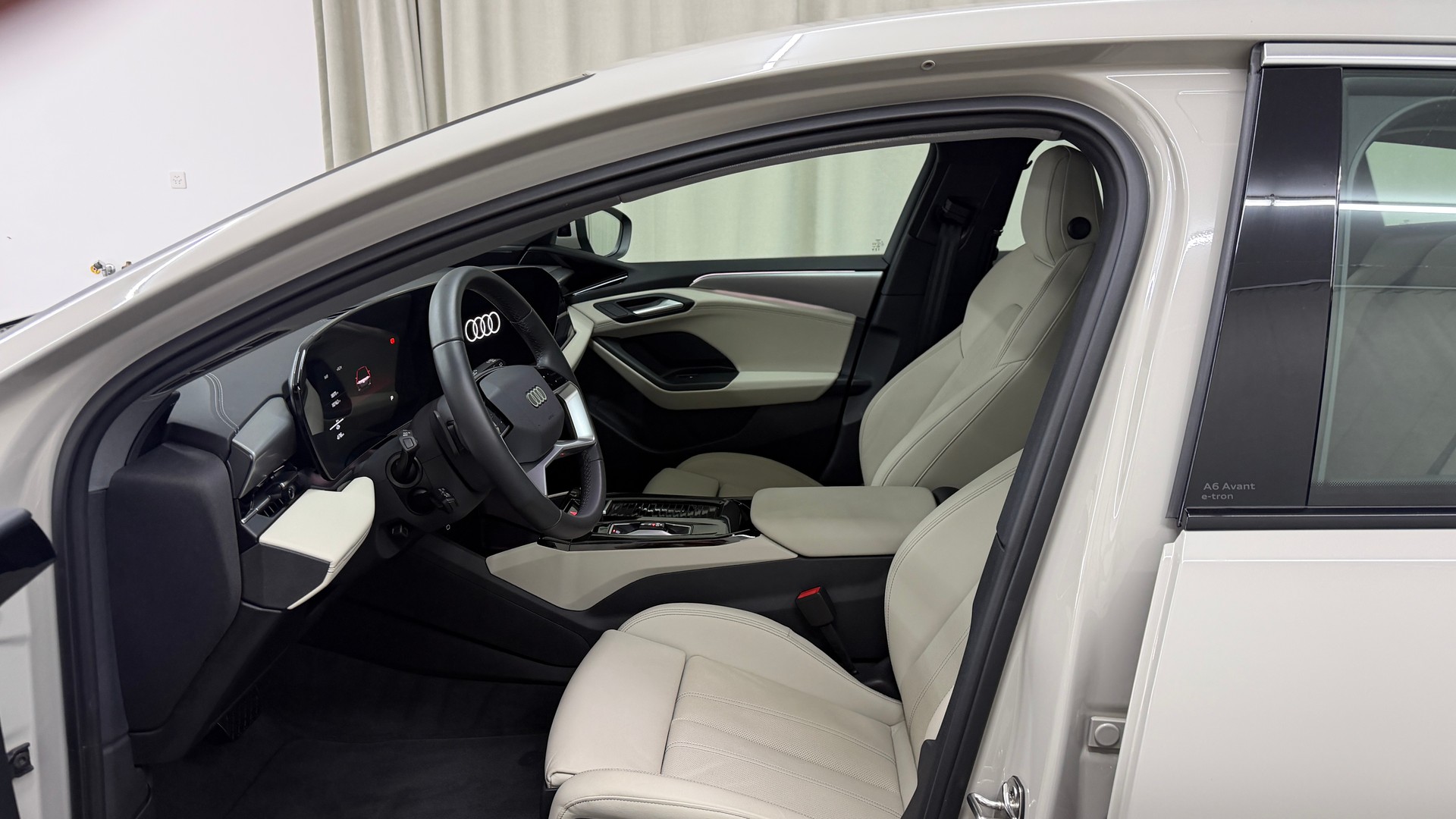 AUDI A6 Avant e-tron performance-image-6