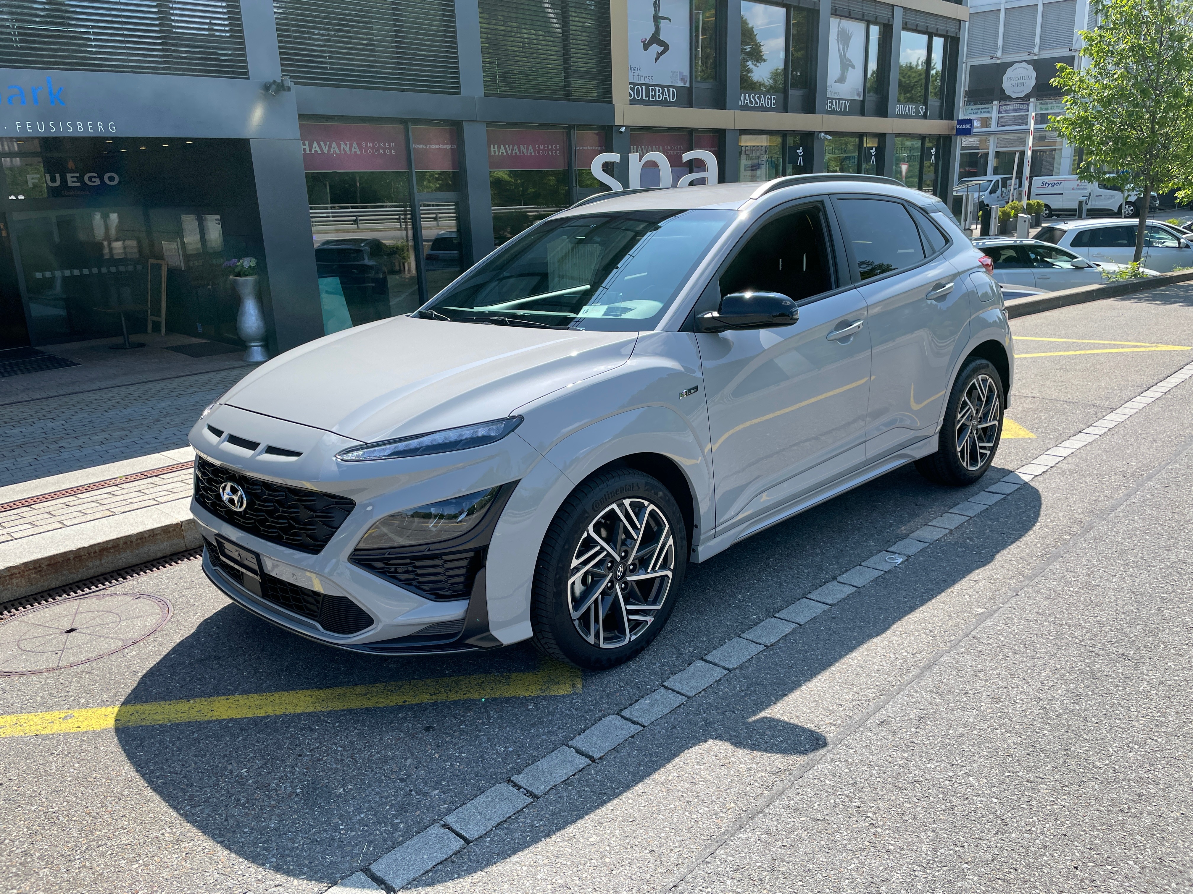 Car photo