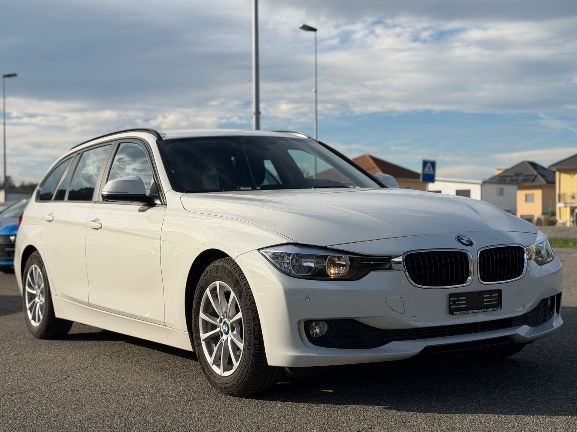 BMW 316d Touring Business Steptronic-image-2