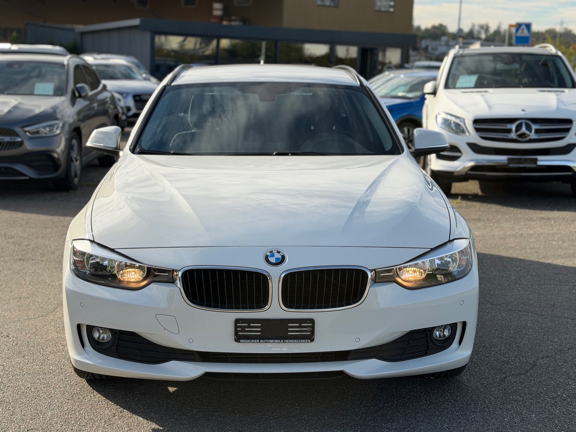 BMW 316d Touring Business Steptronic-image-1
