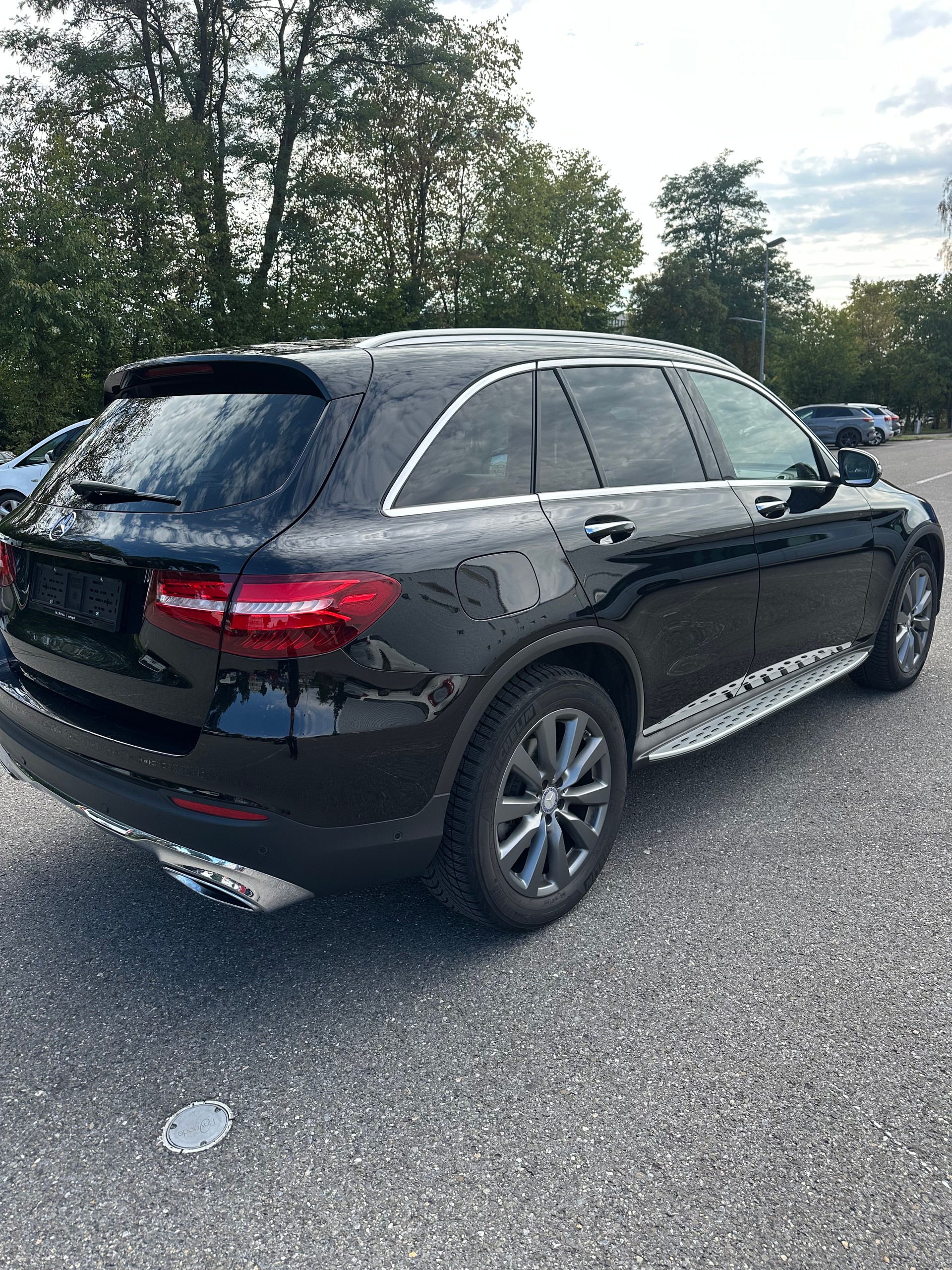 MERCEDES-BENZ GLC 250 d 4Matic 9G-Tronic-image-3