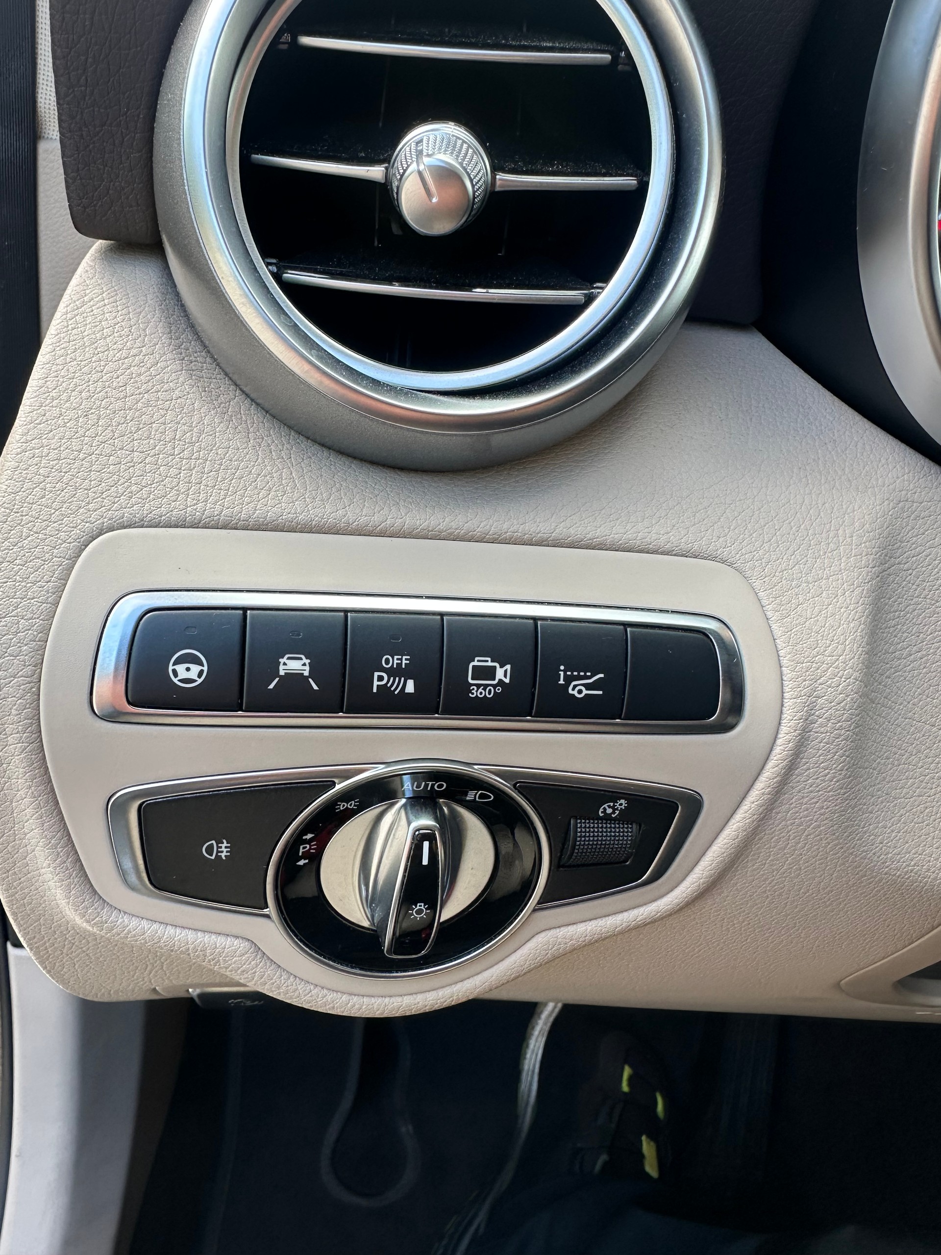 MERCEDES-BENZ GLC 250 d 4Matic 9G-Tronic-image-5