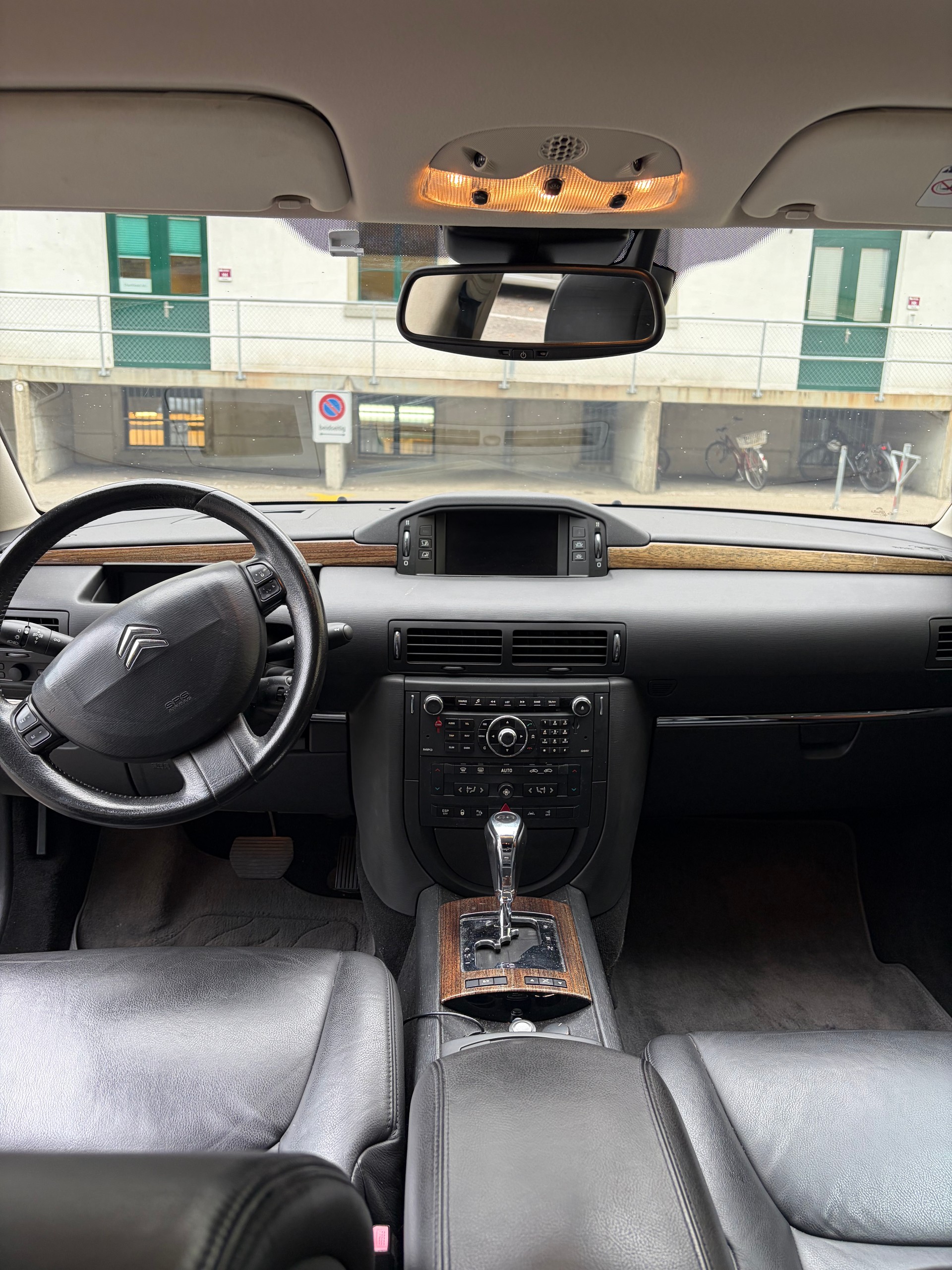CITROEN C6 Sedan 2.7 HDi V6 Automatic-image-5