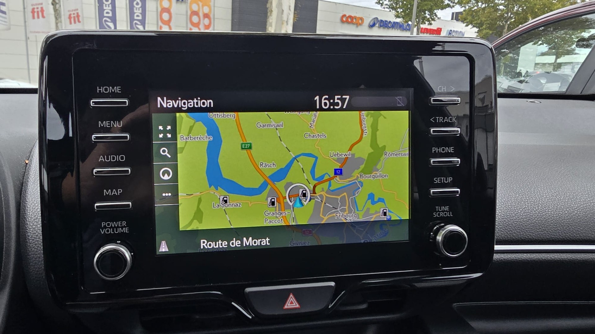 TOYOTA Yaris 1.5 Trend e-CVT navi / camera / full Garantie Toyota-image-10