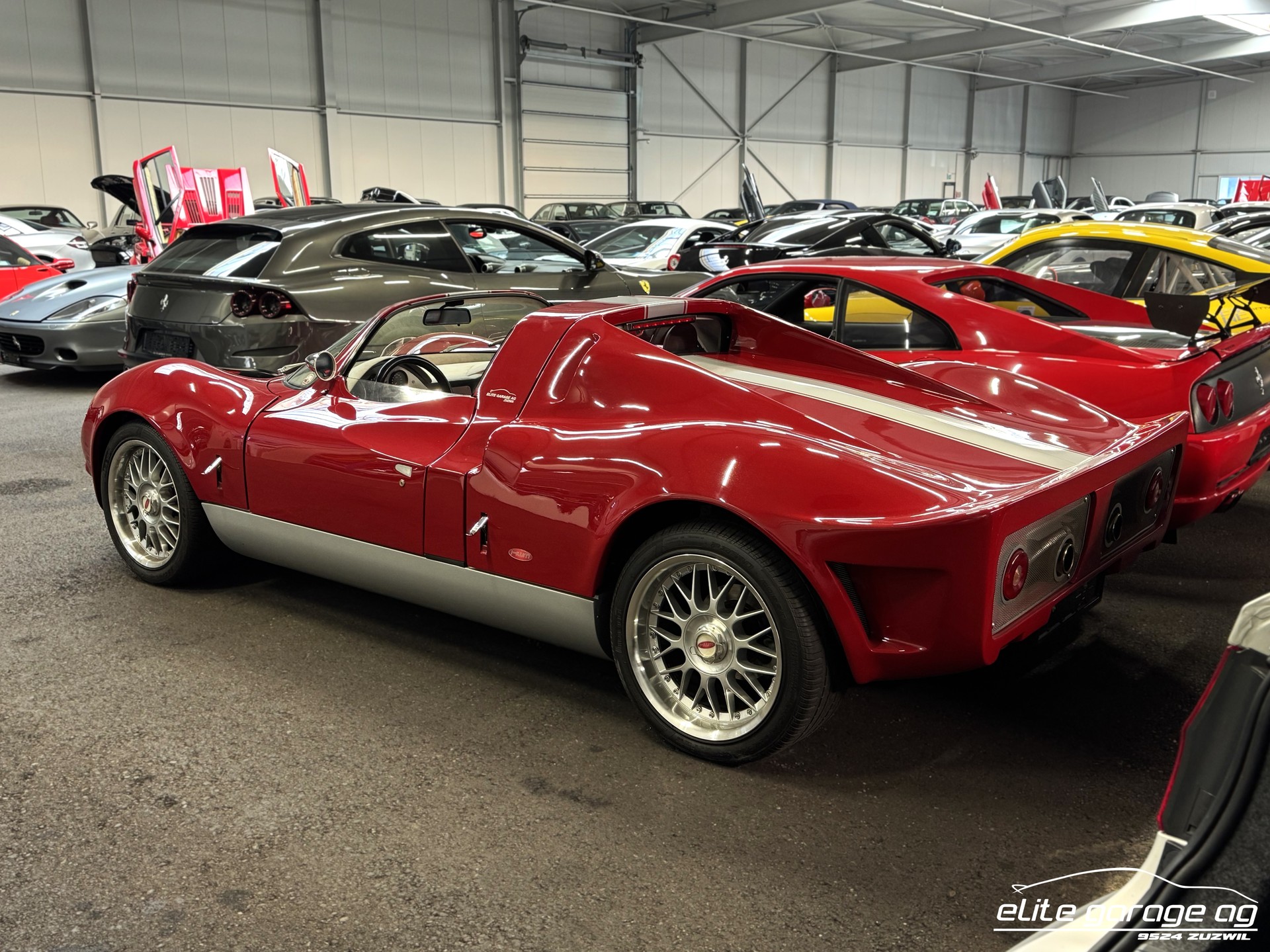HWM BT01 5.7 V8 Targa-image-3