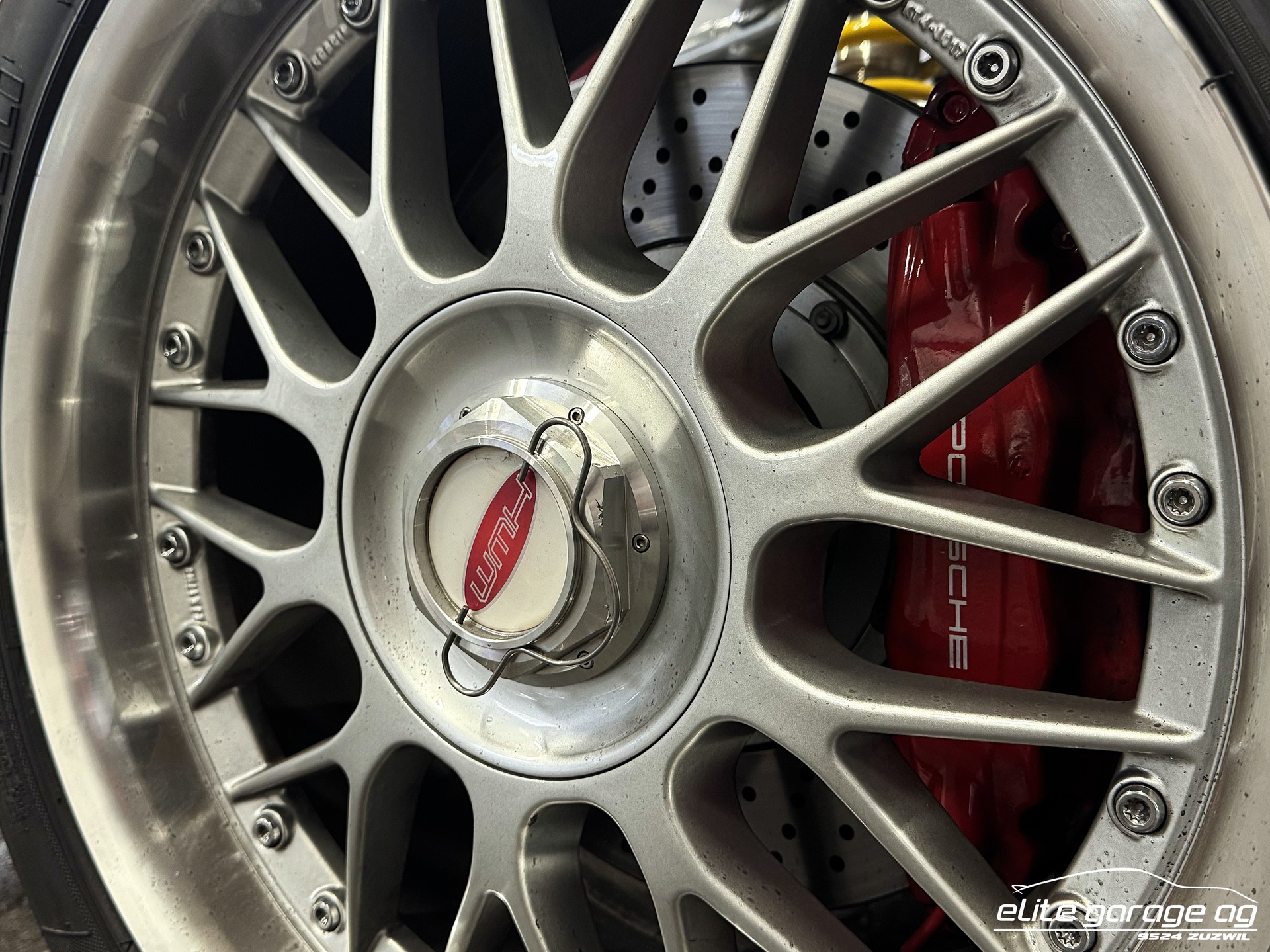 HWM BT01 5.7 V8 Targa-image-9