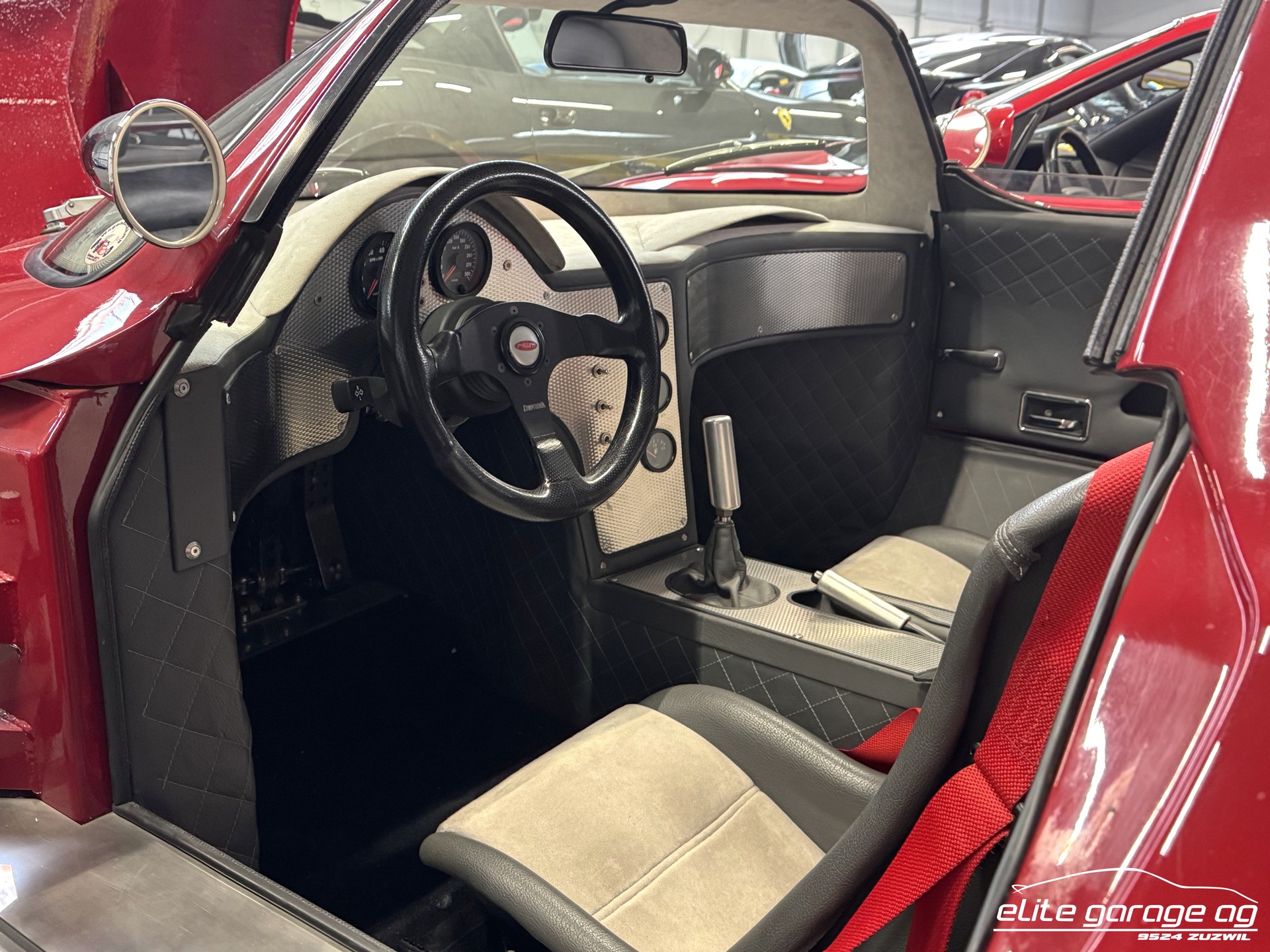 HWM BT01 5.7 V8 Targa-image-10