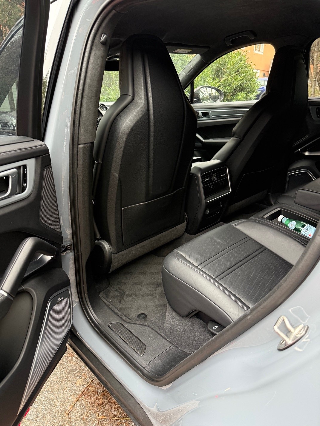 PORSCHE Cayenn Turbo GT-image-5