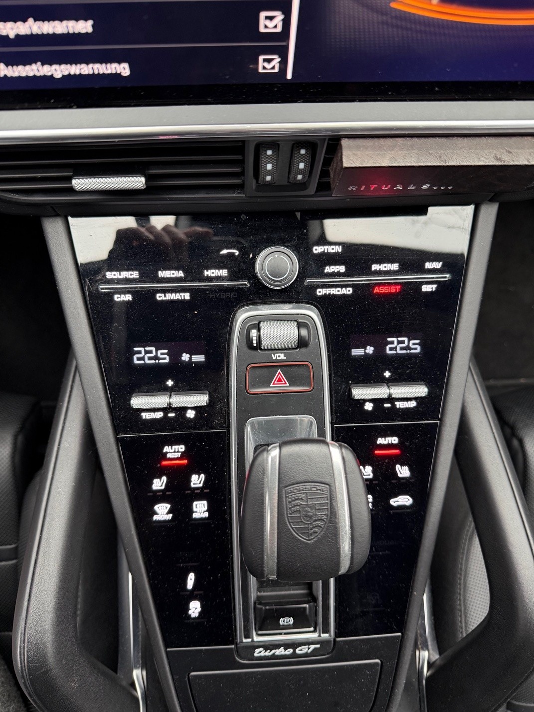 PORSCHE Cayenn Turbo GT-image-6