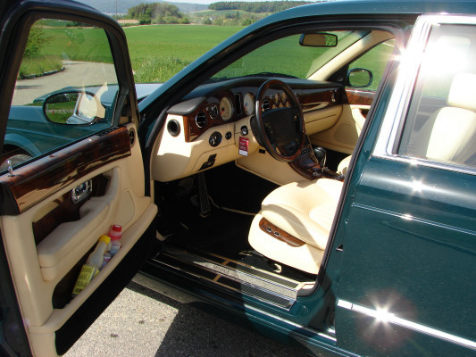 BENTLEY Arnage Green Label-image-3