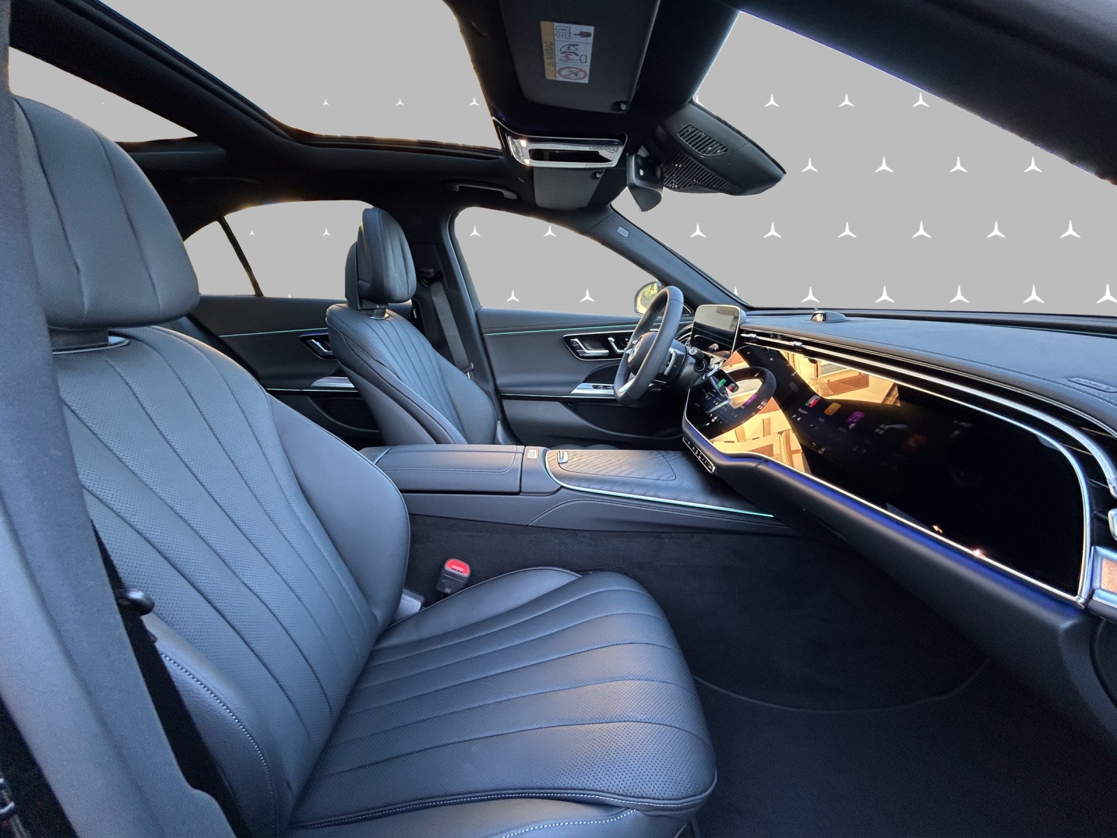 MERCEDES-BENZ E 220 d 4Matic 9G-Tronic-image-11