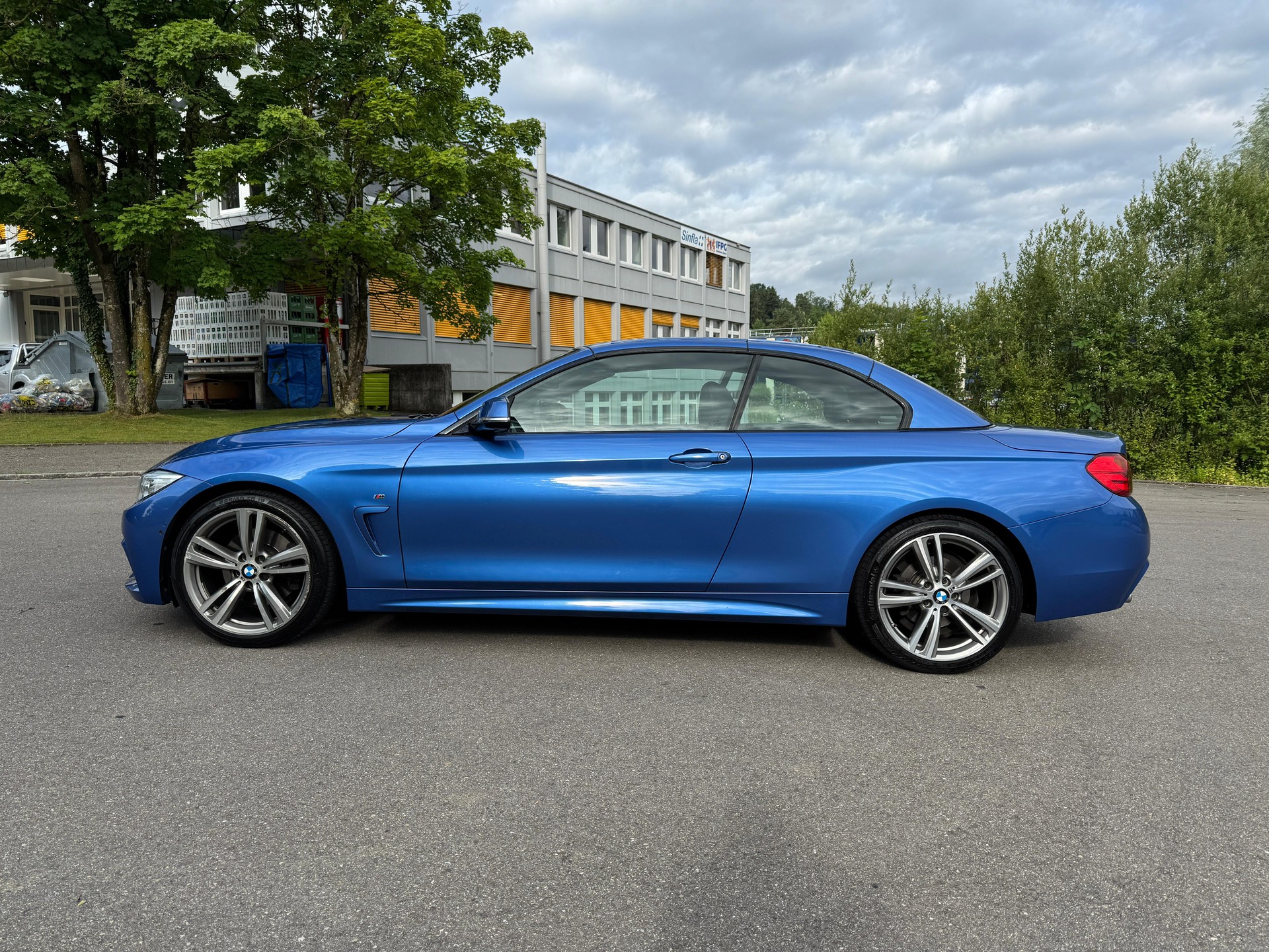 BMW 428i Cabriolet Steptronic-image-1