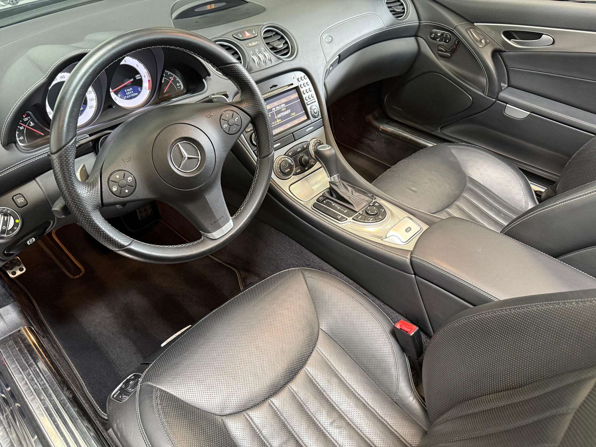 MERCEDES-BENZ SL 500 V8 Cabriolet-image-8