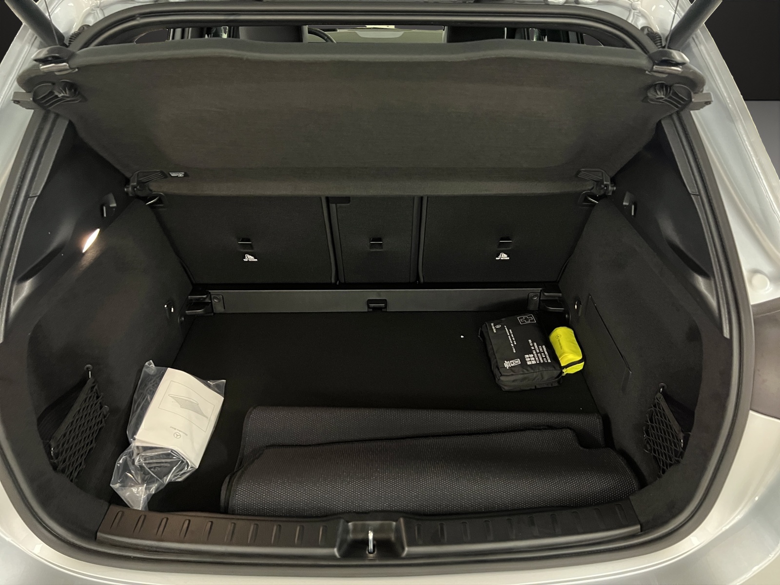 MERCEDES-BENZ GLA AMG 35 4Matic 8G-DCT-image-15