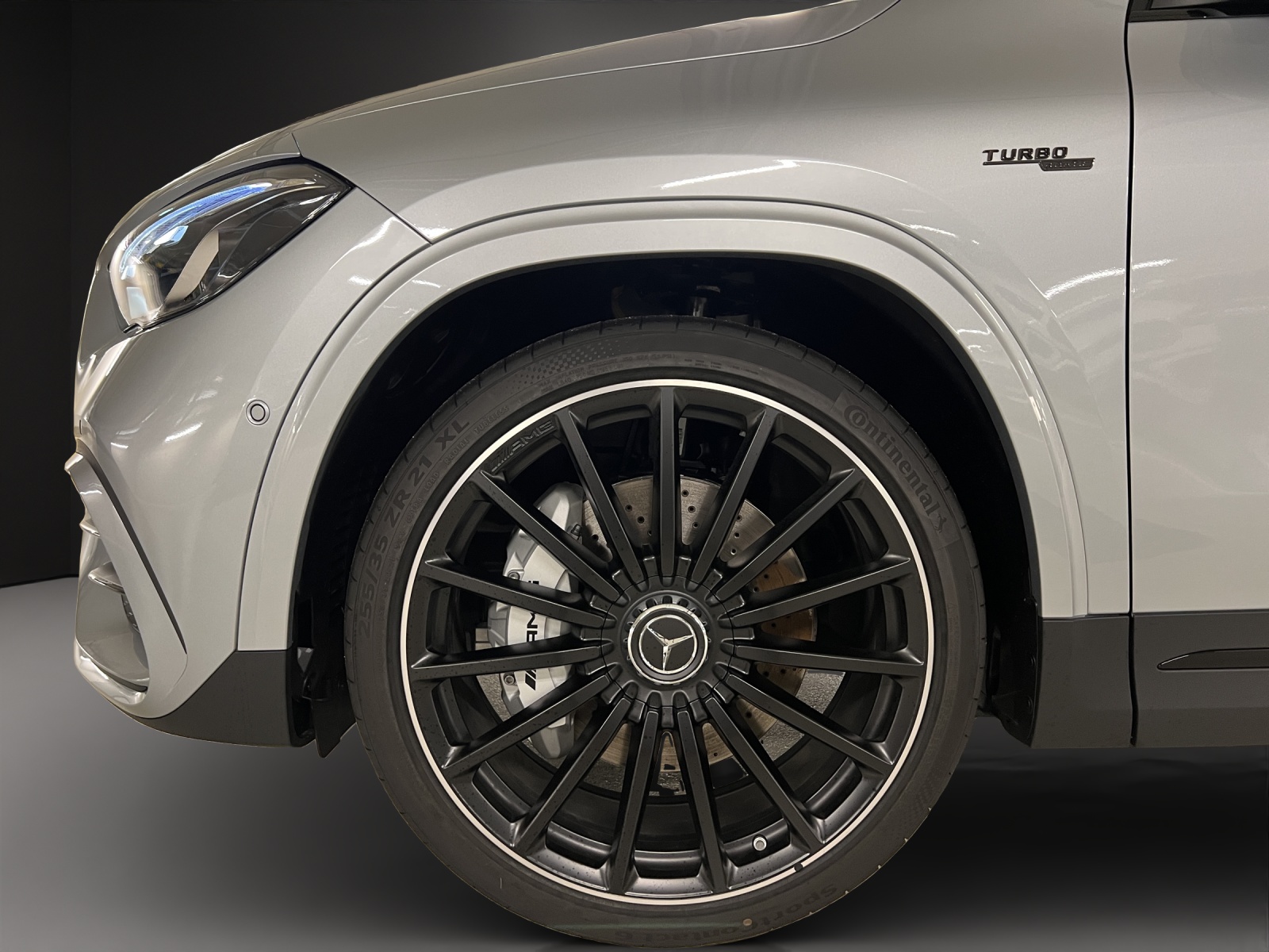 MERCEDES-BENZ GLA AMG 35 4Matic 8G-DCT-image-16