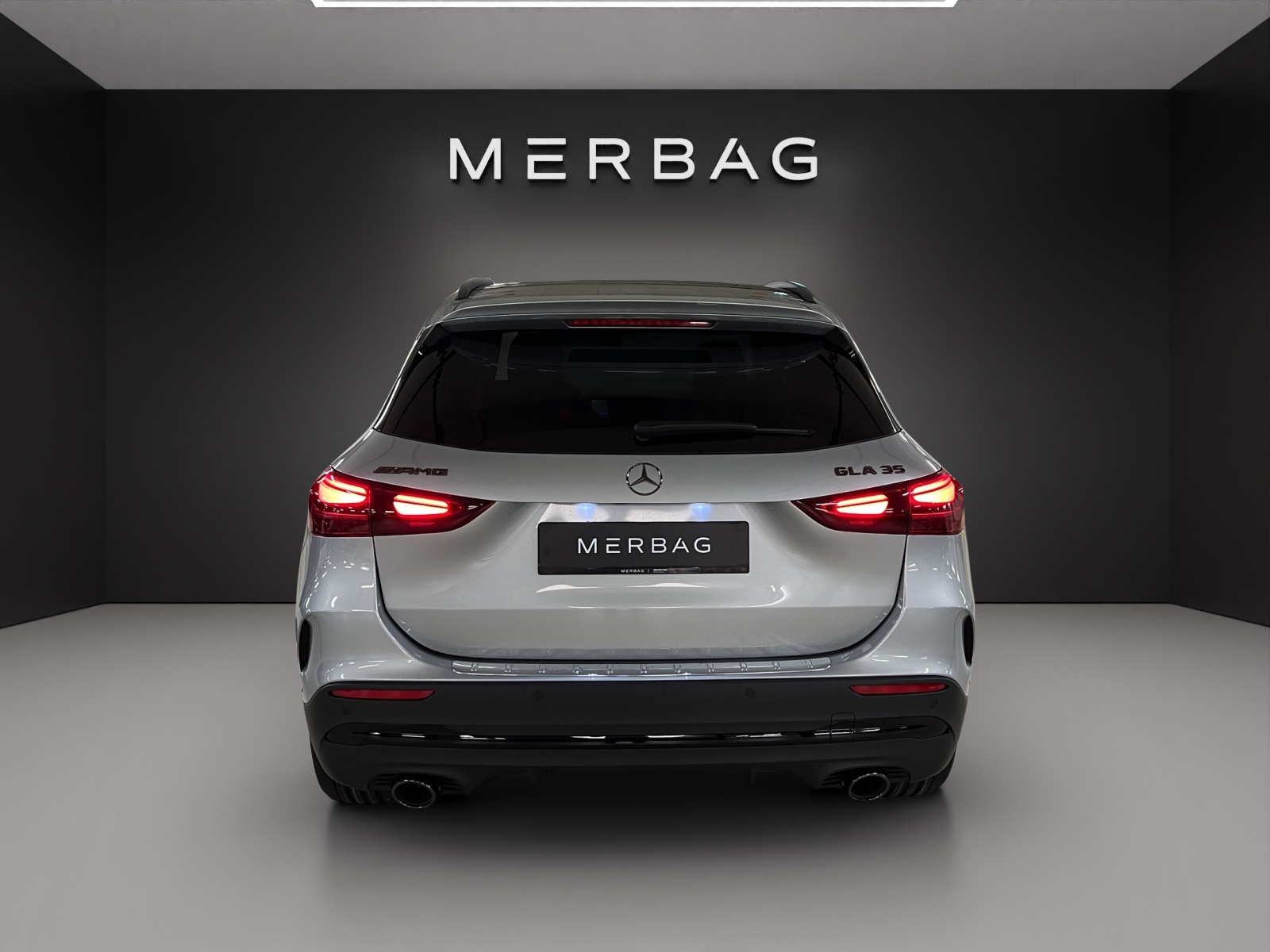 MERCEDES-BENZ GLA AMG 35 4Matic 8G-DCT-image-6