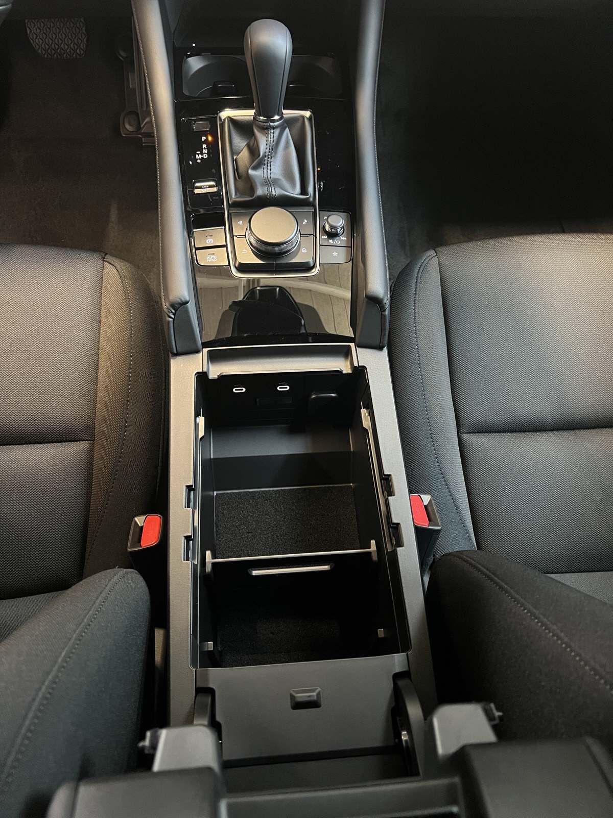 MAZDA 3 2.0/186 Exclusive-Line 4x4-image-12