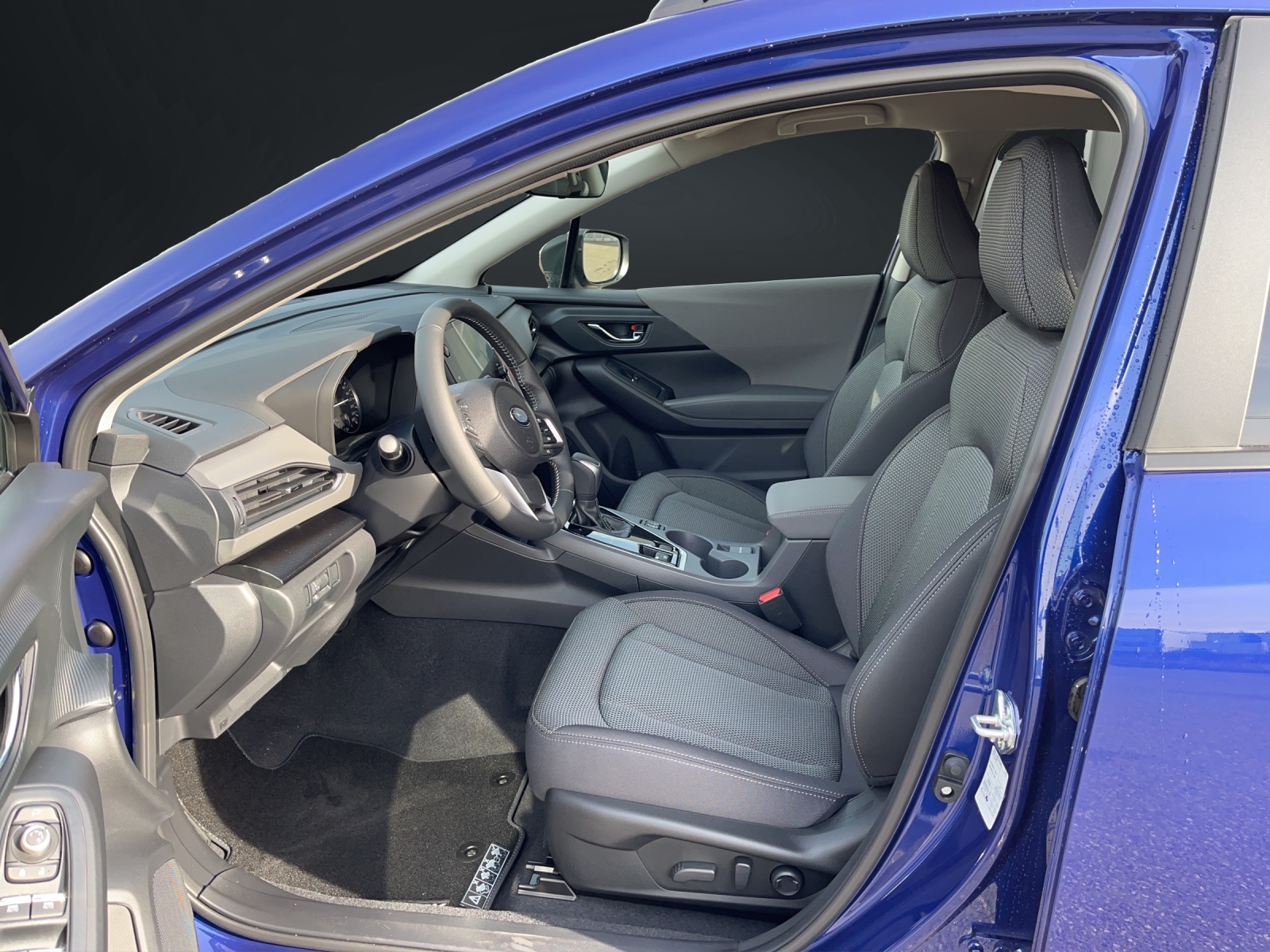 SUBARU Crosstrek 2.0i e-Boxer Swiss Plus-image-8