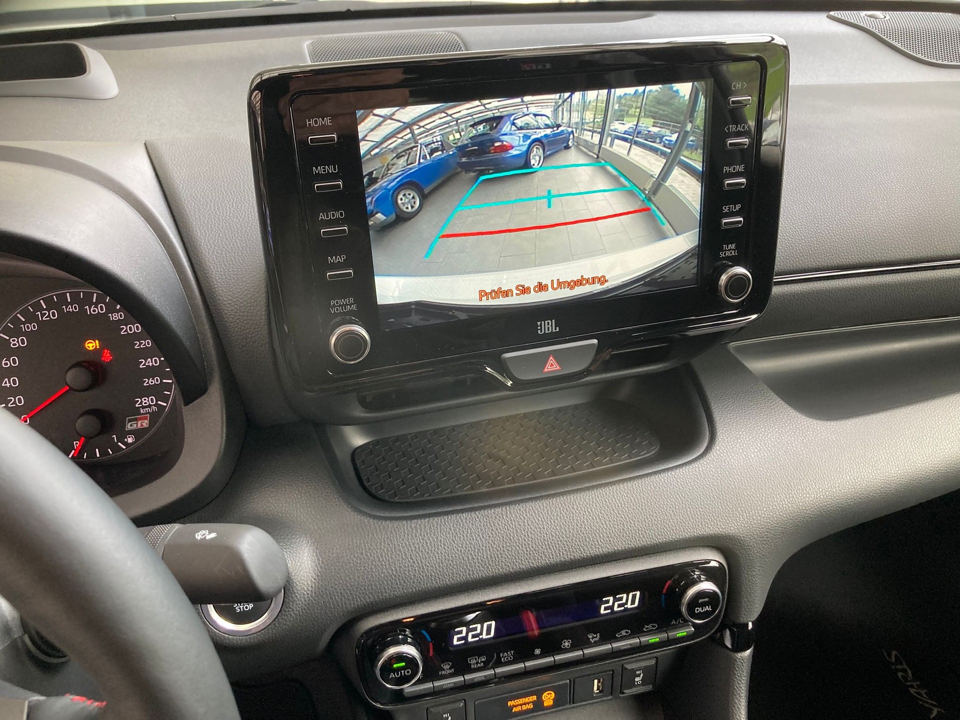 TOYOTA Yaris 1.6 GR Sport-image-9
