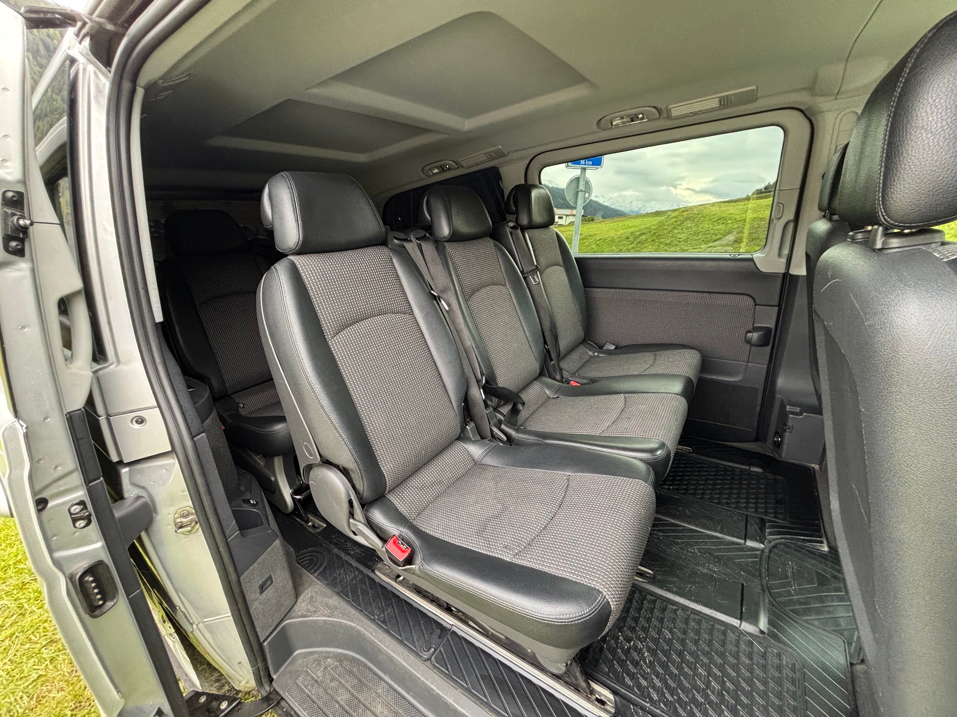 MERCEDES-BENZ VIANO-image-4