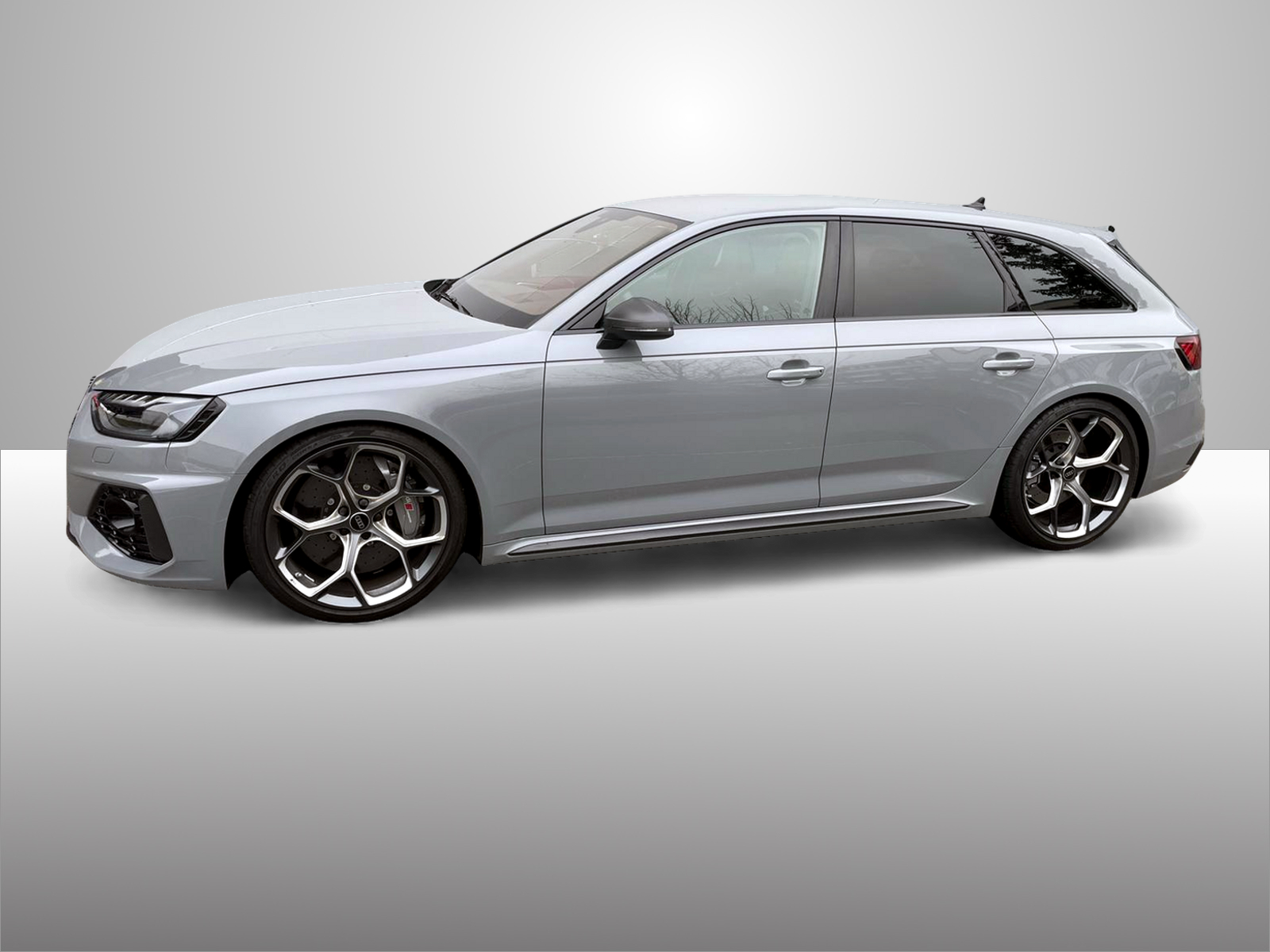 AUDI RS4 Avant 25 year edition quattro tiptronic-image-2