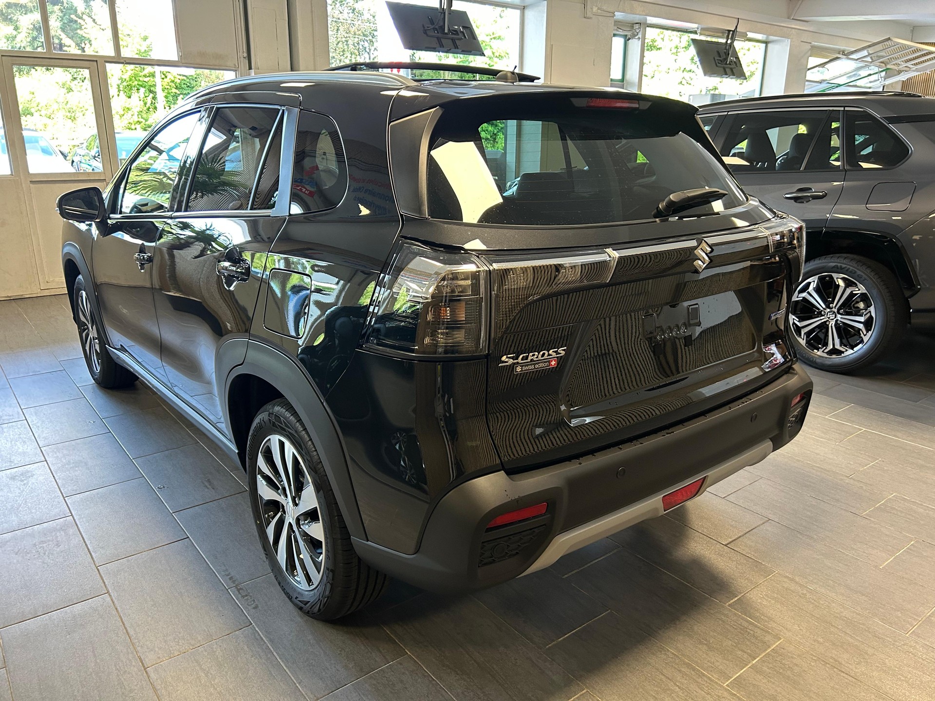SUZUKI S-Cross 1.4 T Compact Top Hybrid 4x4-image-6