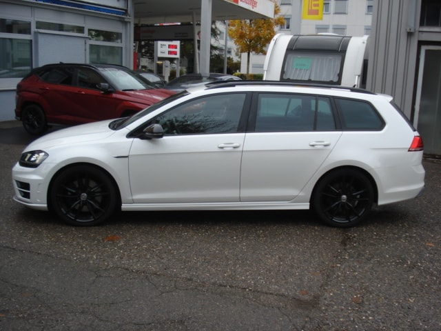 VW Golf Variant 2.0 TSI R 4 Motion DSG-image-1
