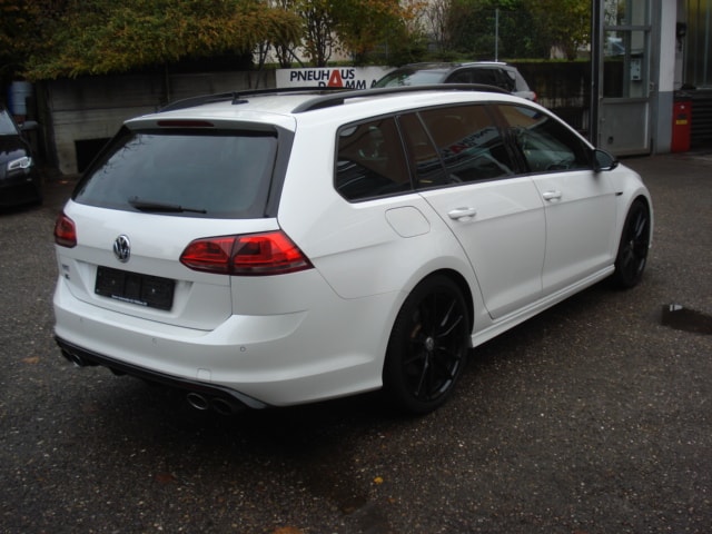 VW Golf Variant 2.0 TSI R 4 Motion DSG-image-3