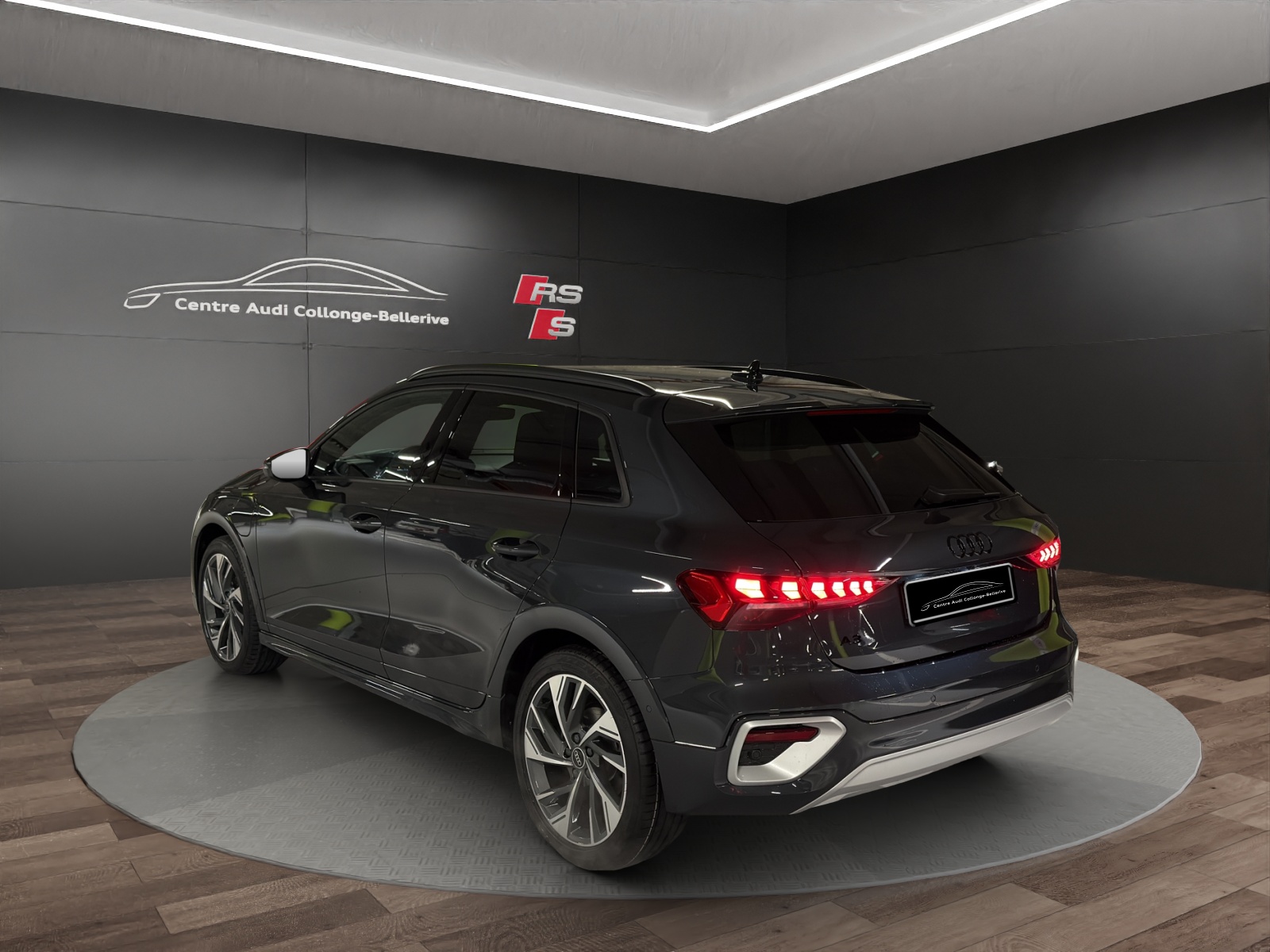 AUDI A3 Allstreet TFSI e 150 kW Attraction S tronic-showroom-element-3