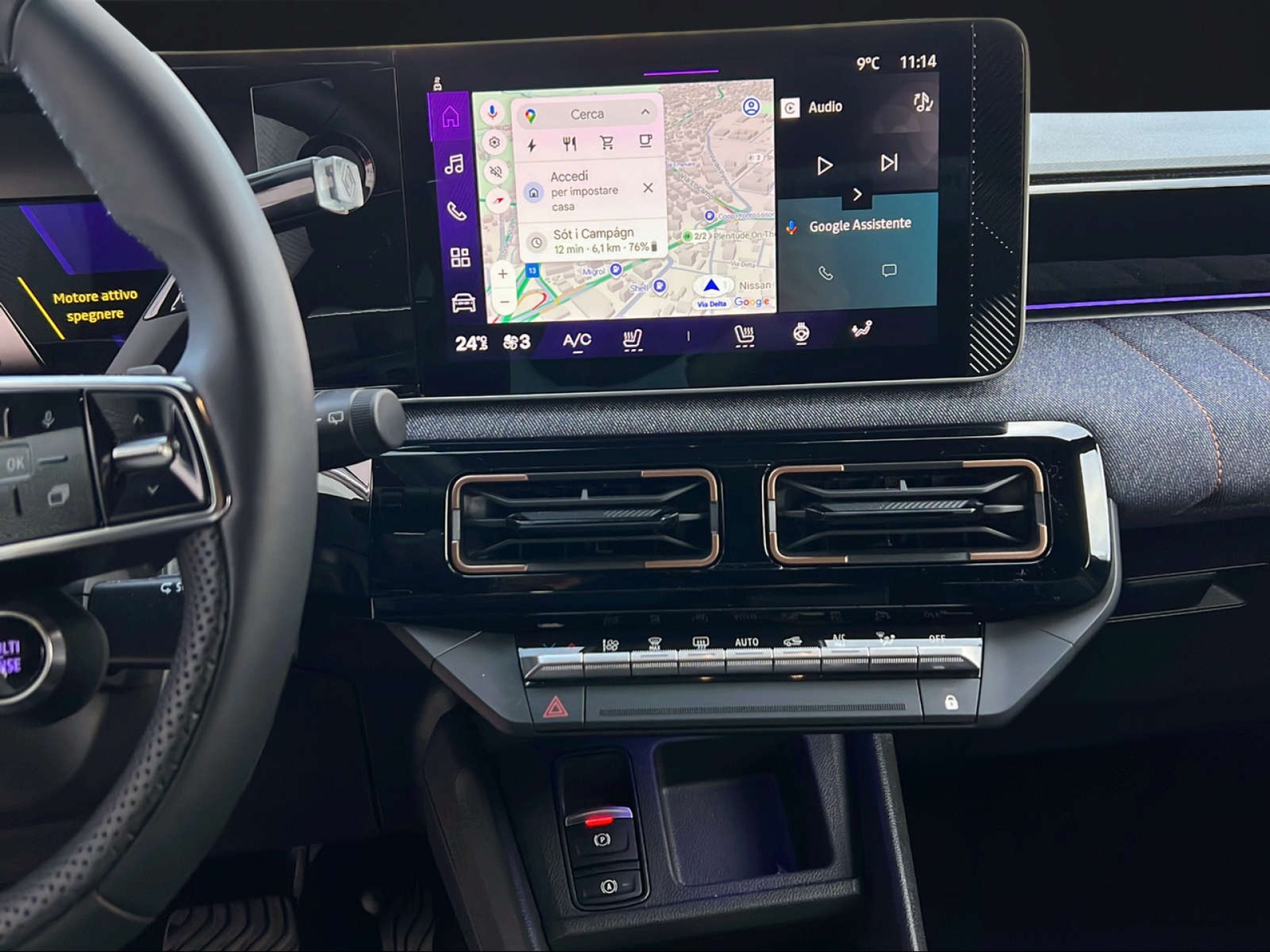 RENAULT R4 E-Tech Comfort Range techno-image-10