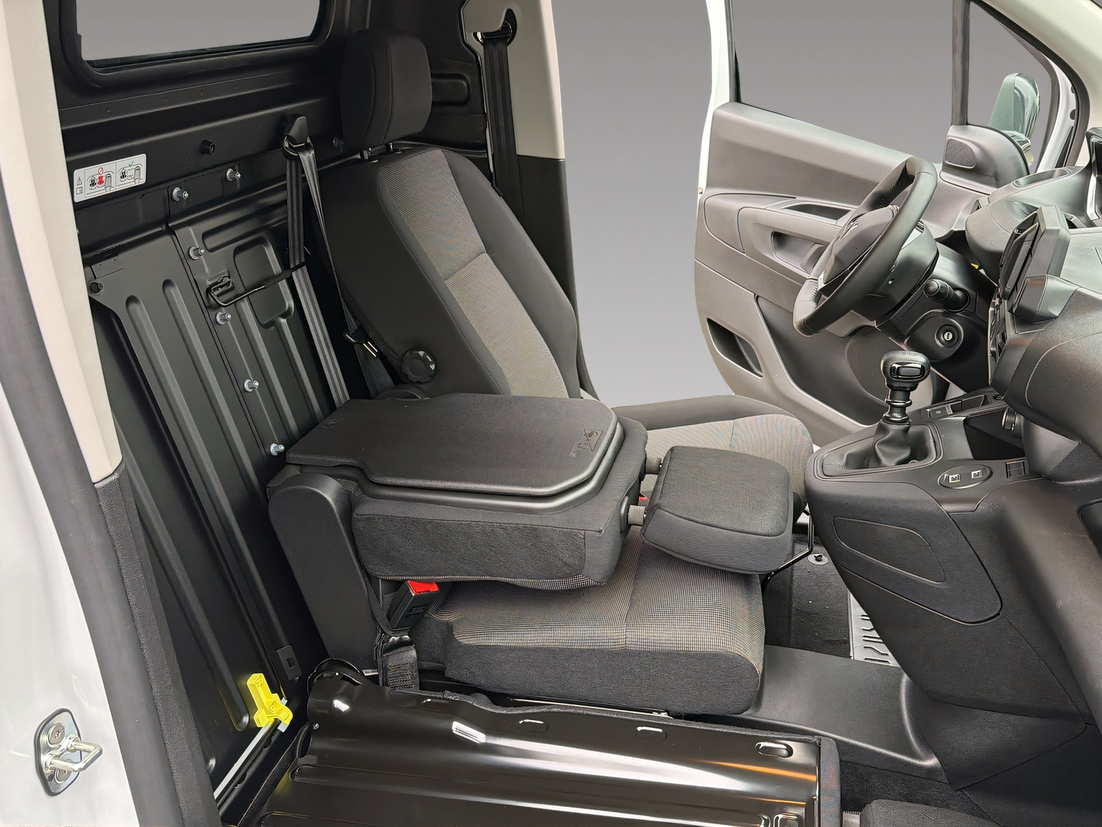 PEUGEOT Partner Kaw. 1000 Standard 1.5 BlueHDI 130 S/S-image-13