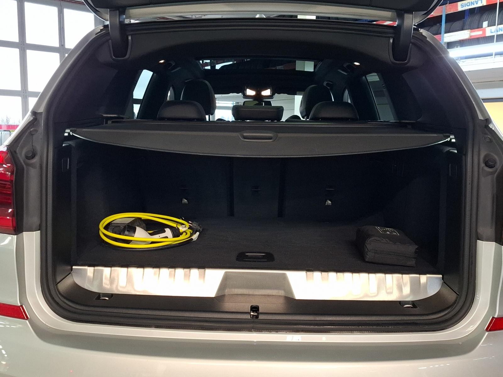 BMW X3 30e xDrive SAG-image-17