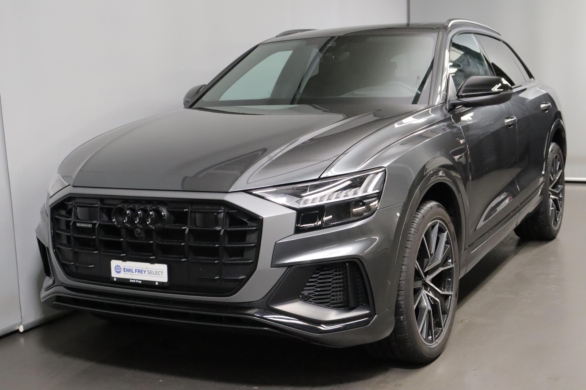 AUDI Q8 3.0 55 TFSI quattro T-Tronic-image-0