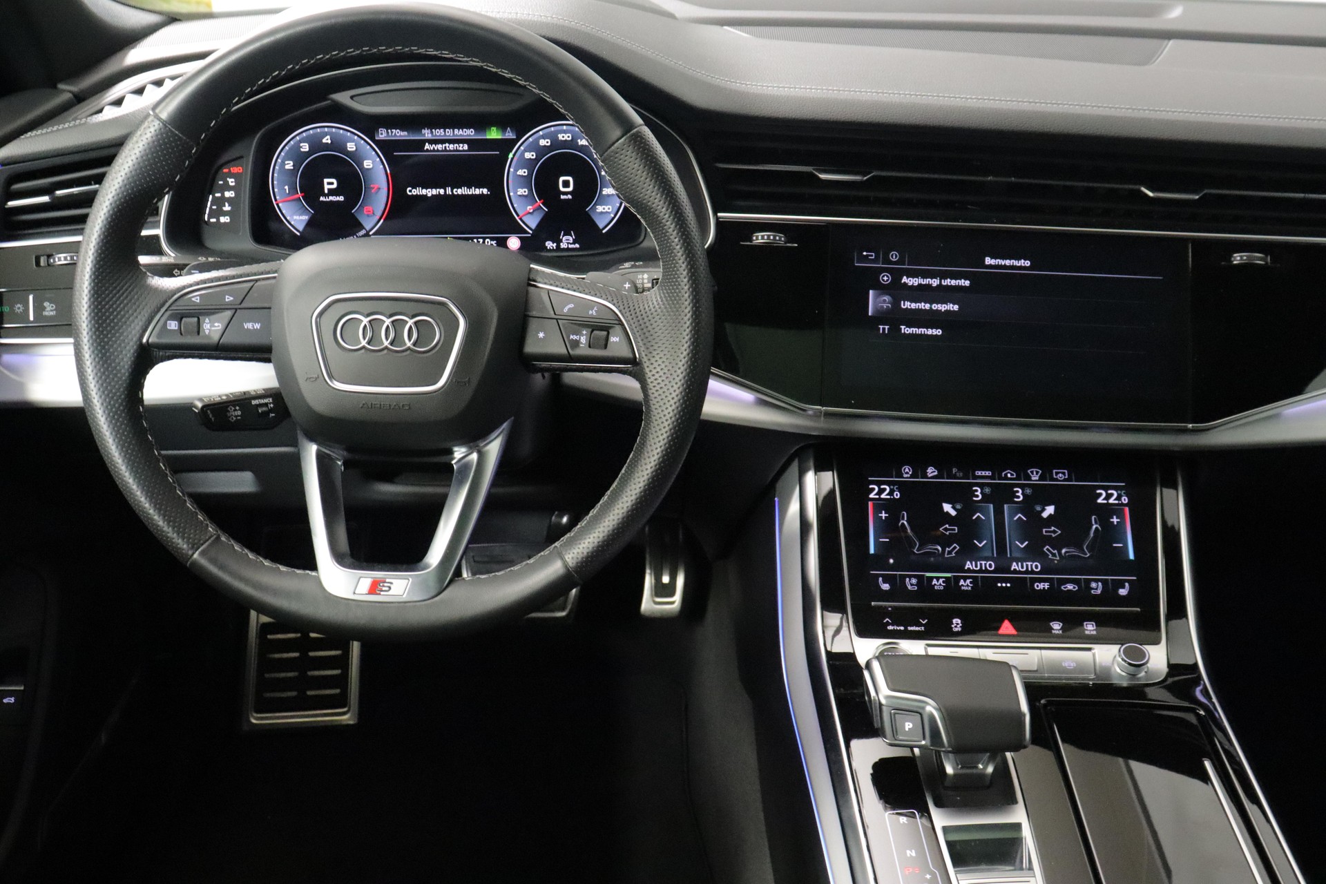 AUDI Q8 3.0 55 TFSI quattro T-Tronic-image-5