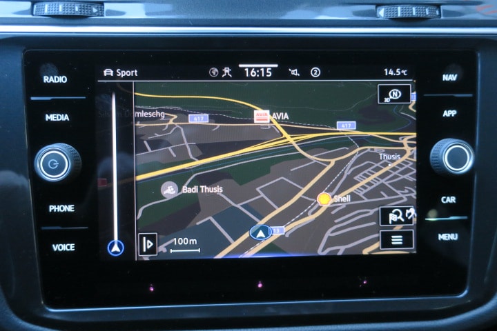 VW Tiguan 2.0TSI R 4Motion DSG-image-11