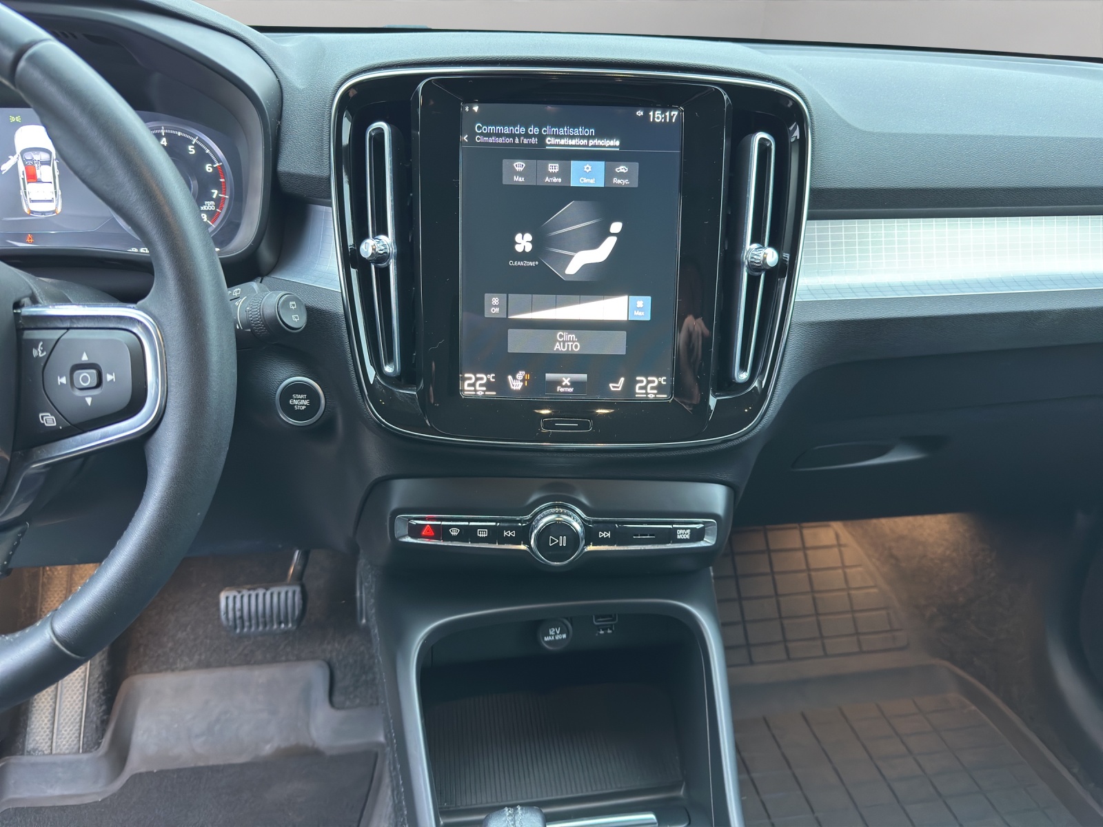 VOLVO XC40 T3 XCITE Geartronic-image-11